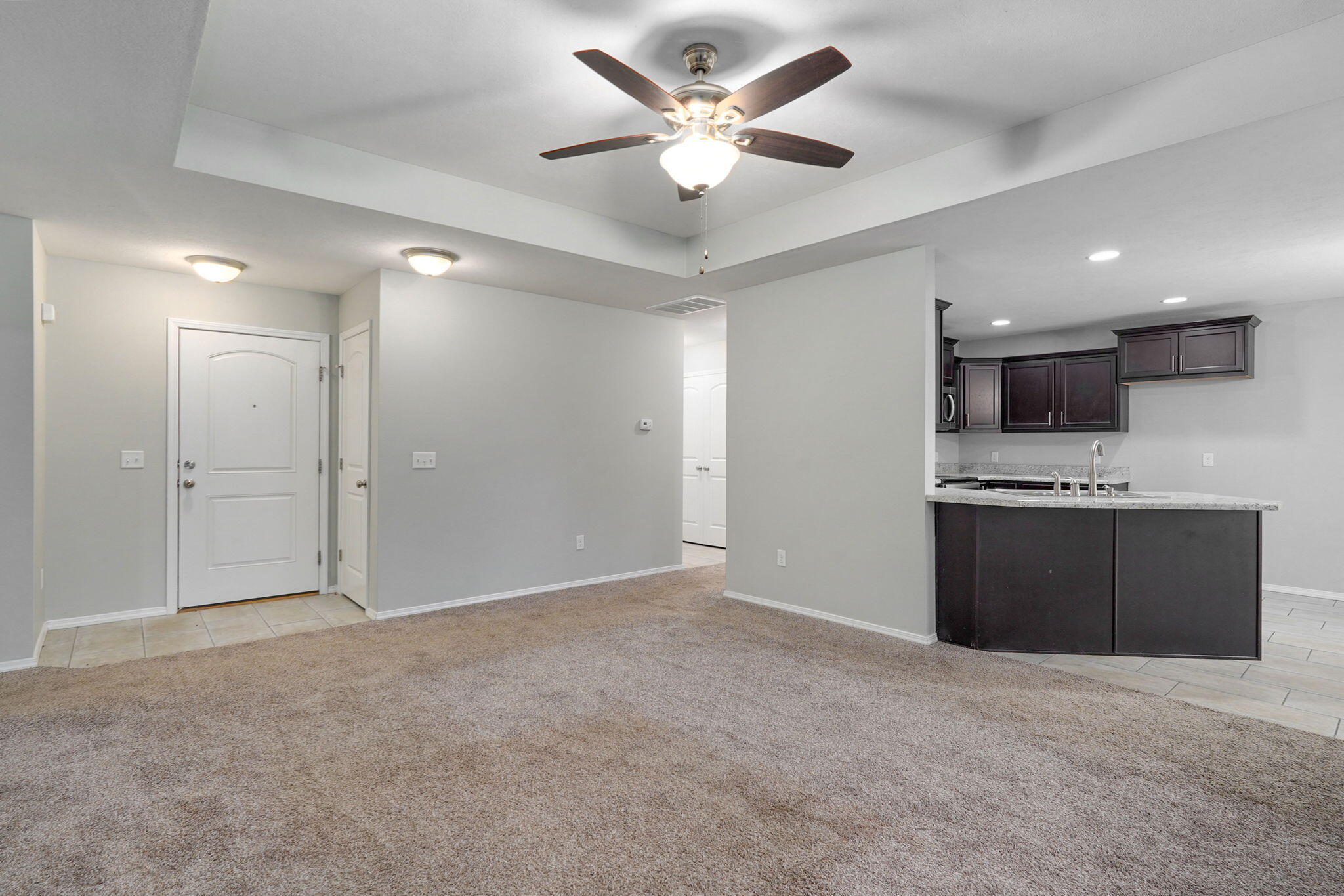 485 West Melody Lane Property Photo 4