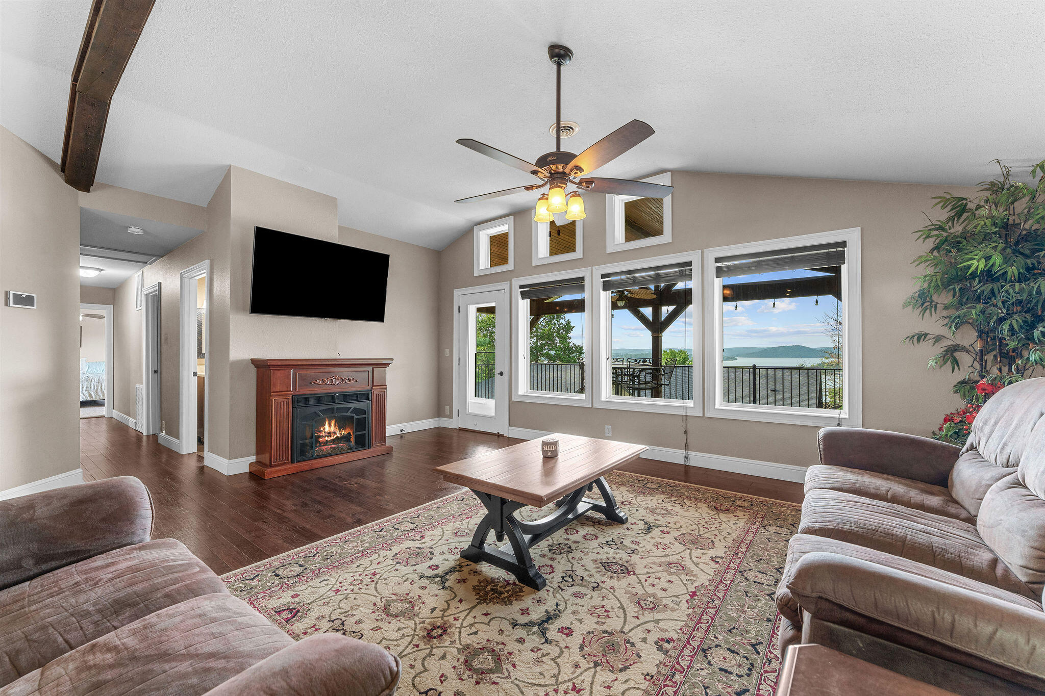 32 Arrowood Lane Property Photo 16