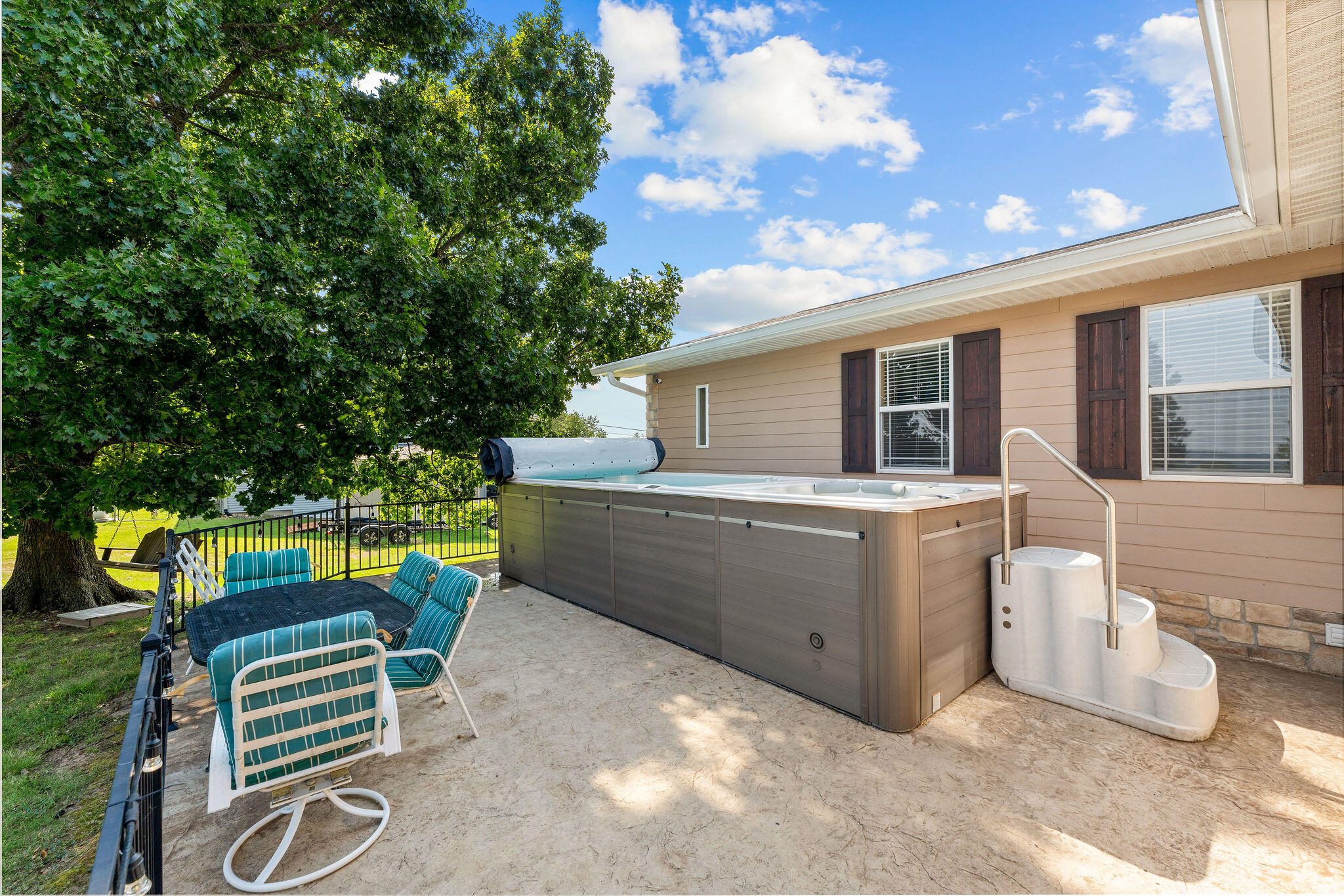 32 Arrowood Lane Property Photo 54