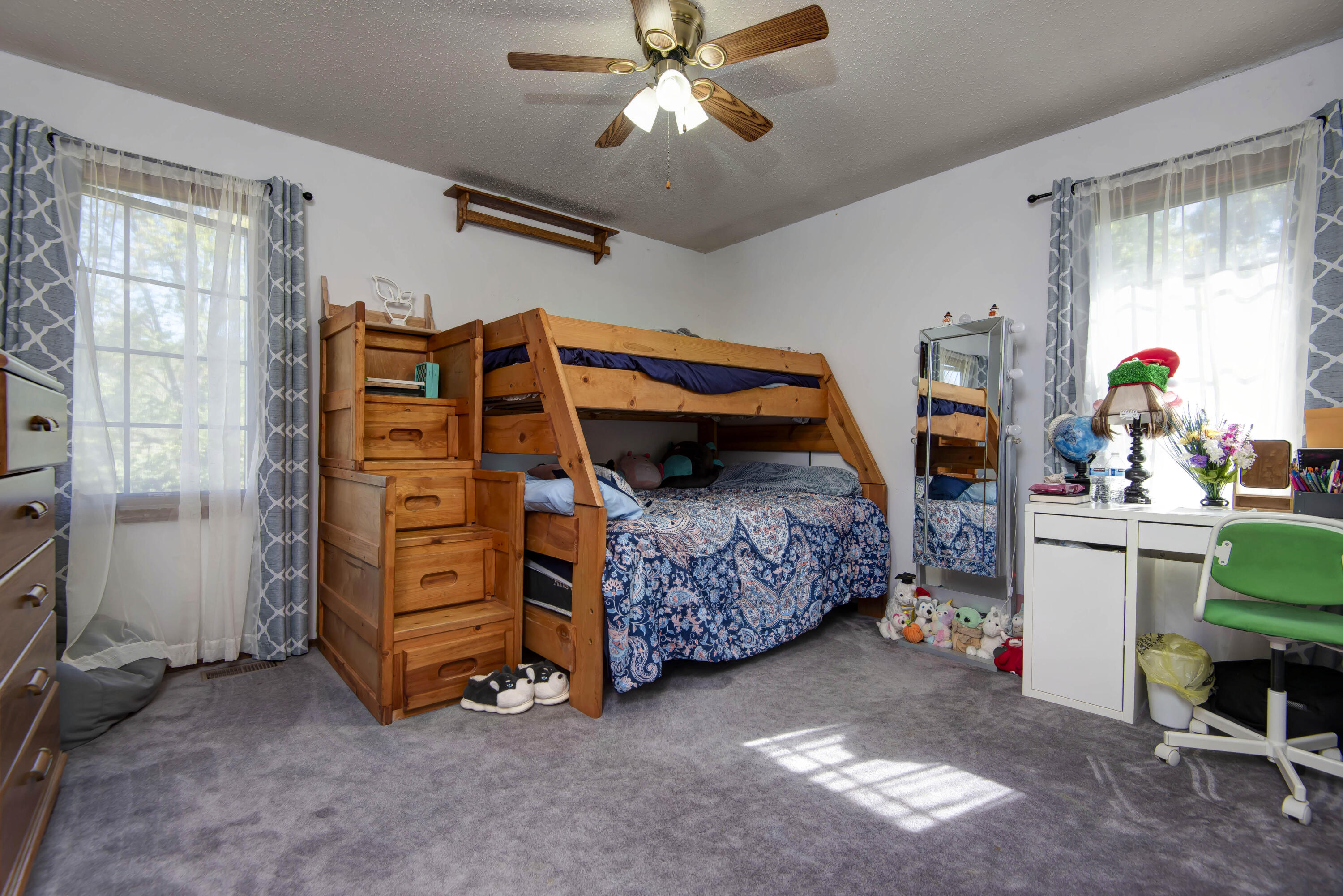 93 Meadow Hill Lane Property Photo 13