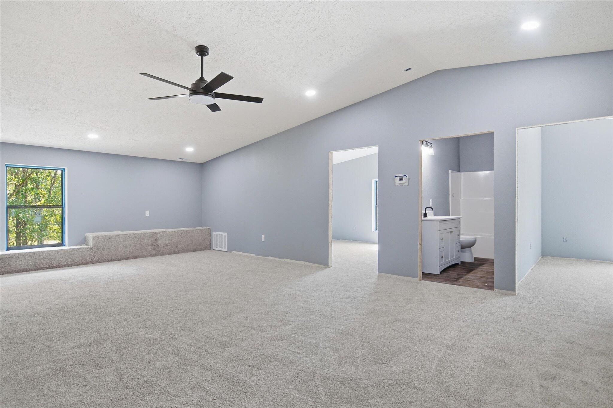 1840 State Highway B Property Photo 15