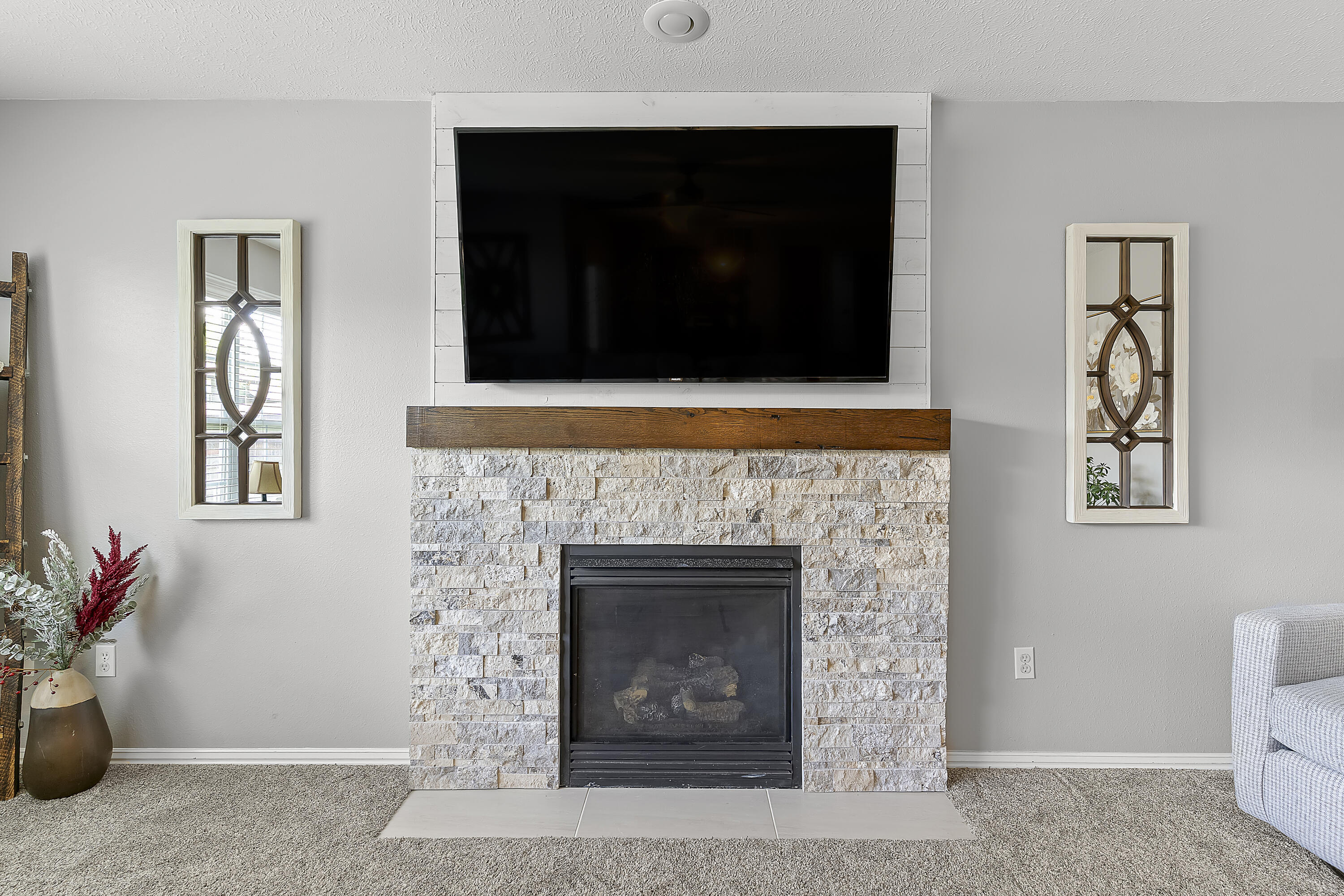 1104 West Tyson Court Property Photo 9