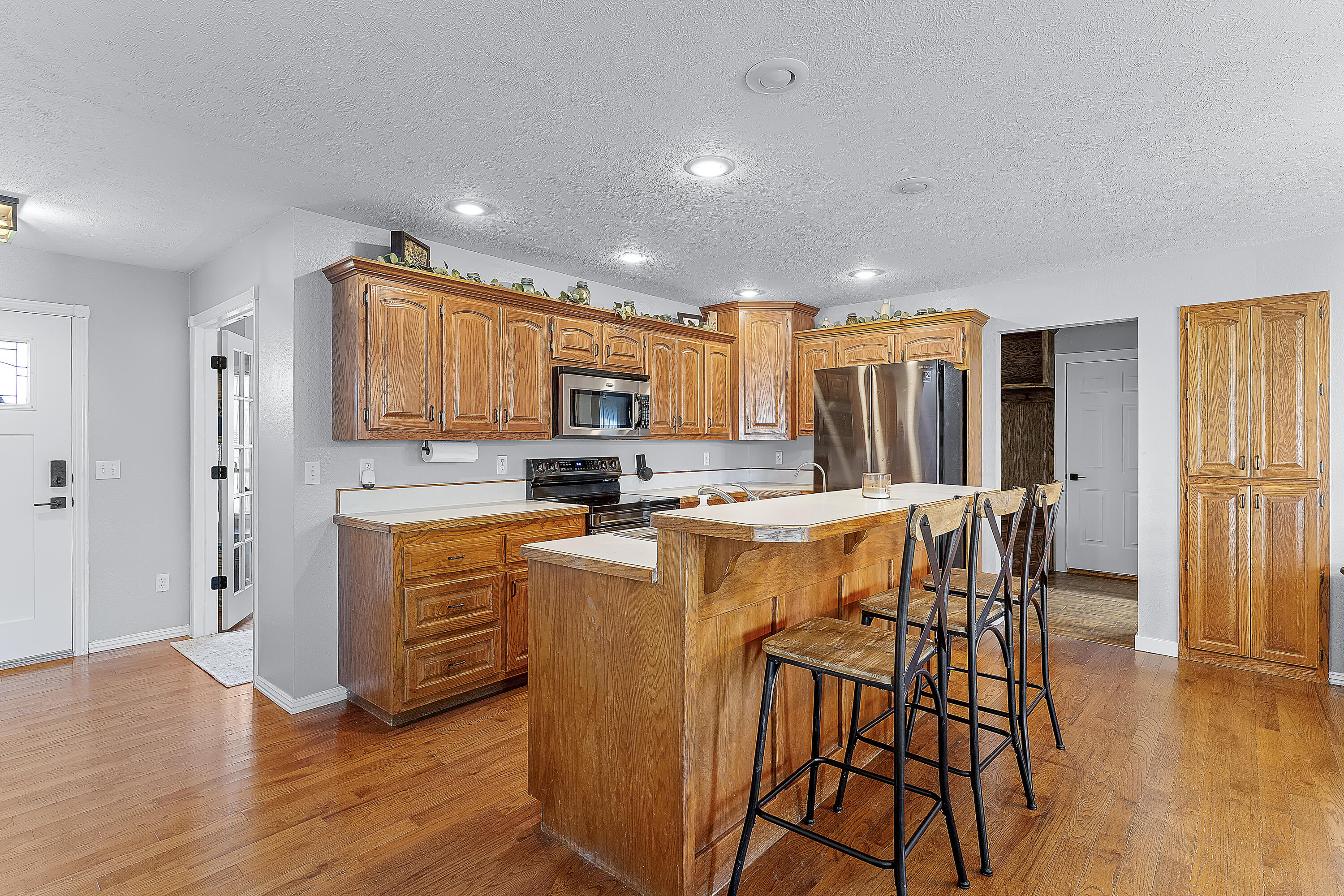 1104 West Tyson Court Property Photo 10