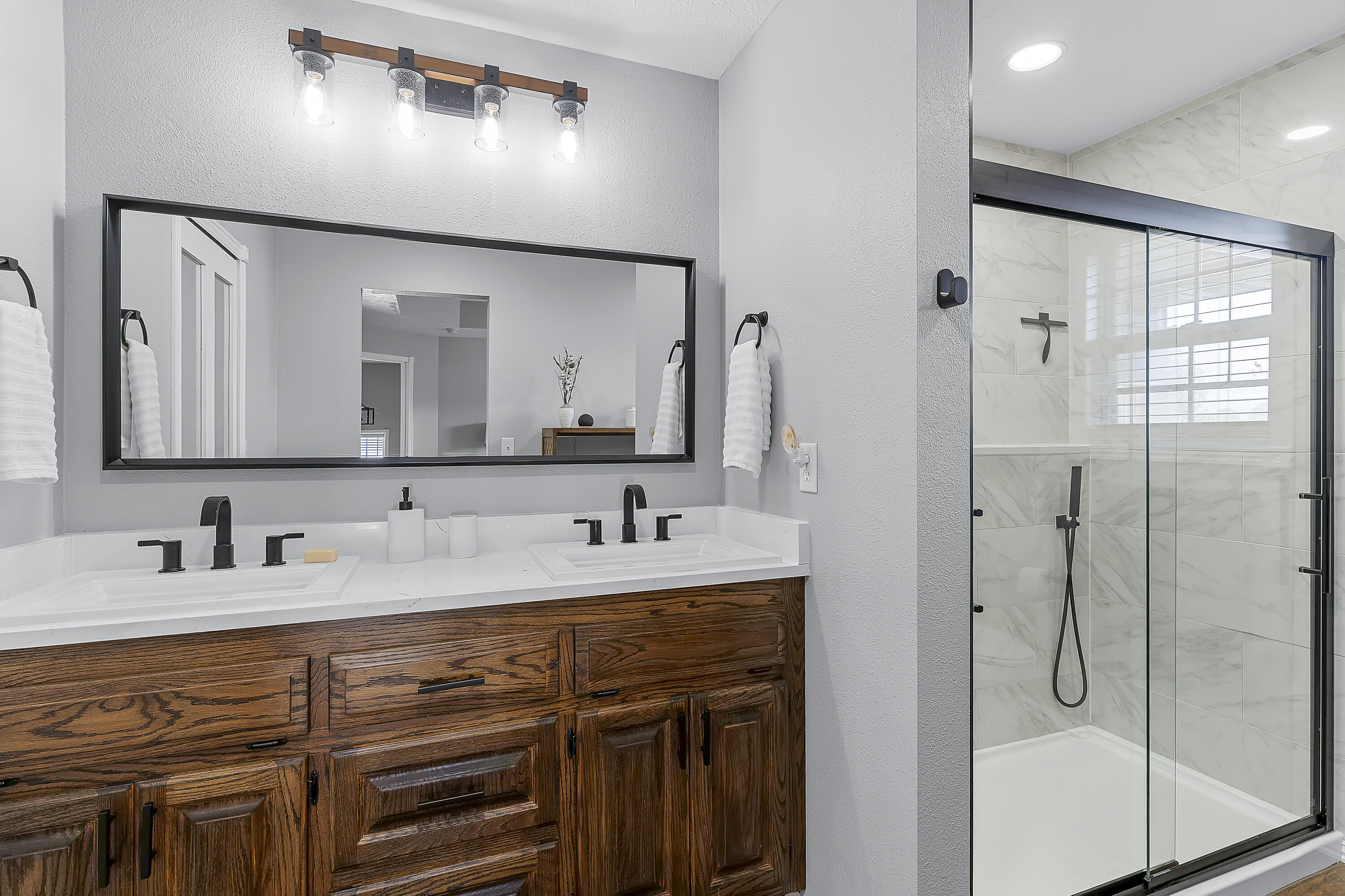 1104 West Tyson Court Property Photo 33