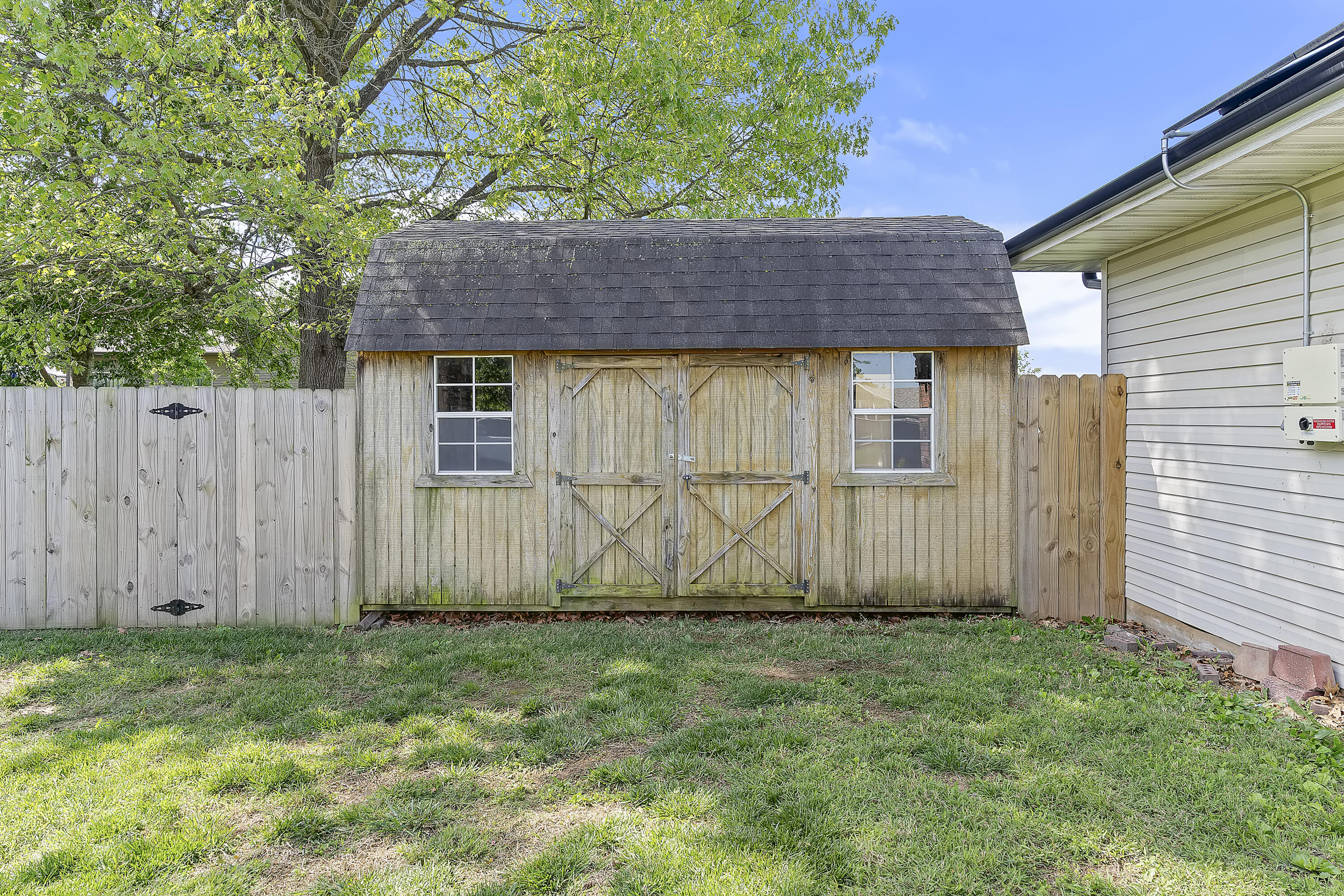 1104 West Tyson Court Property Photo 46