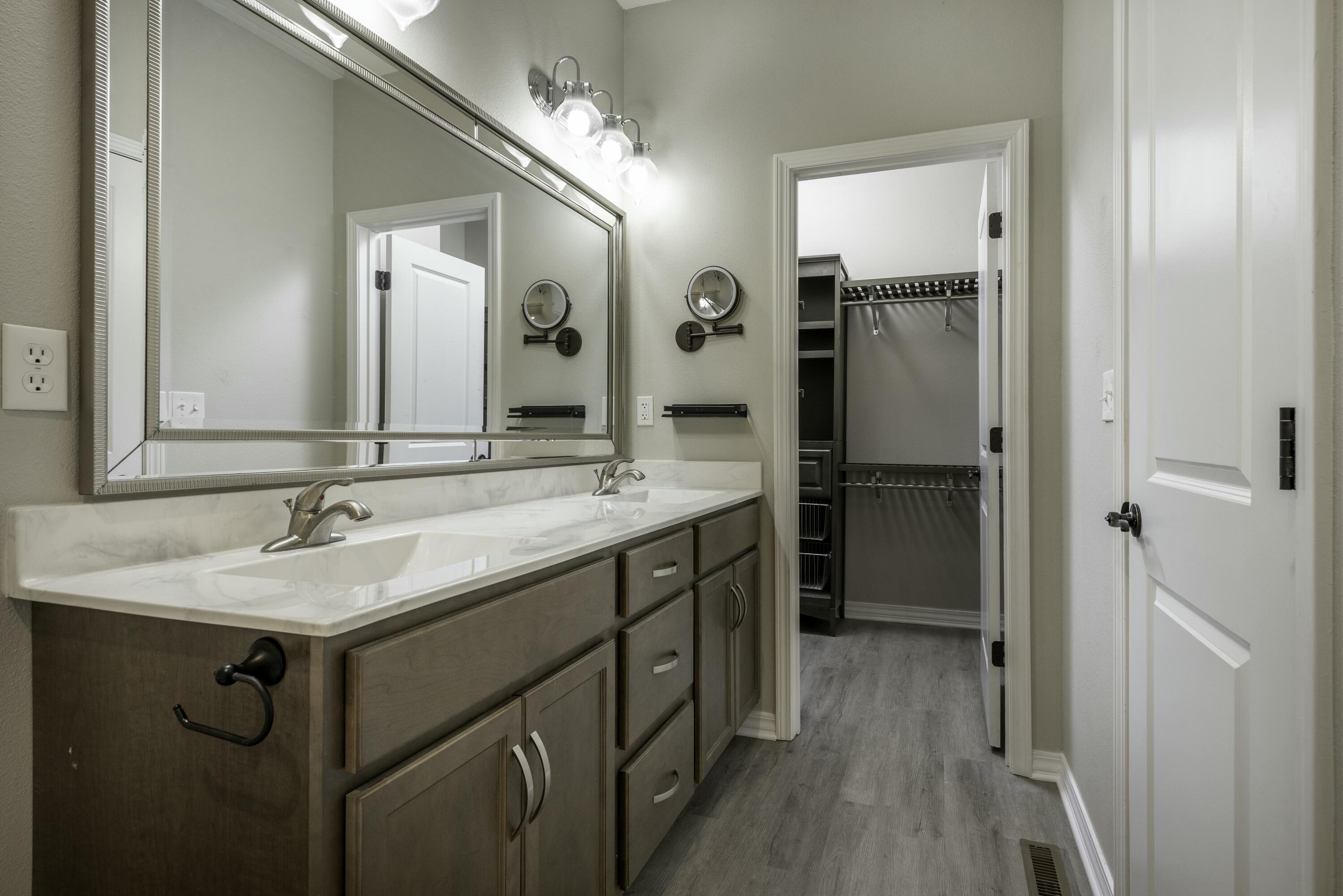 391 Highpoints Ridge Property Photo 15