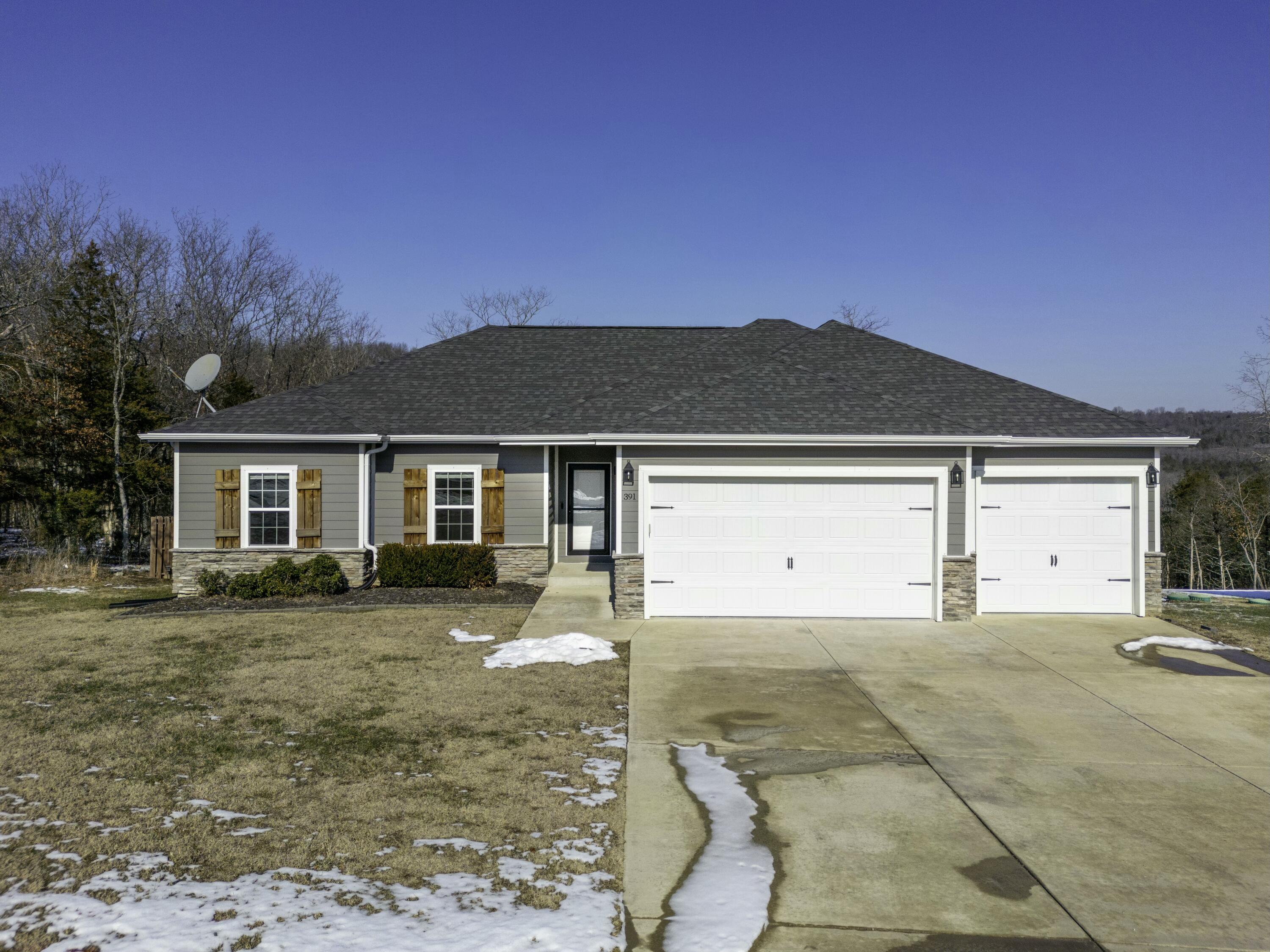 391 Highpoints Ridge Property Photo 27