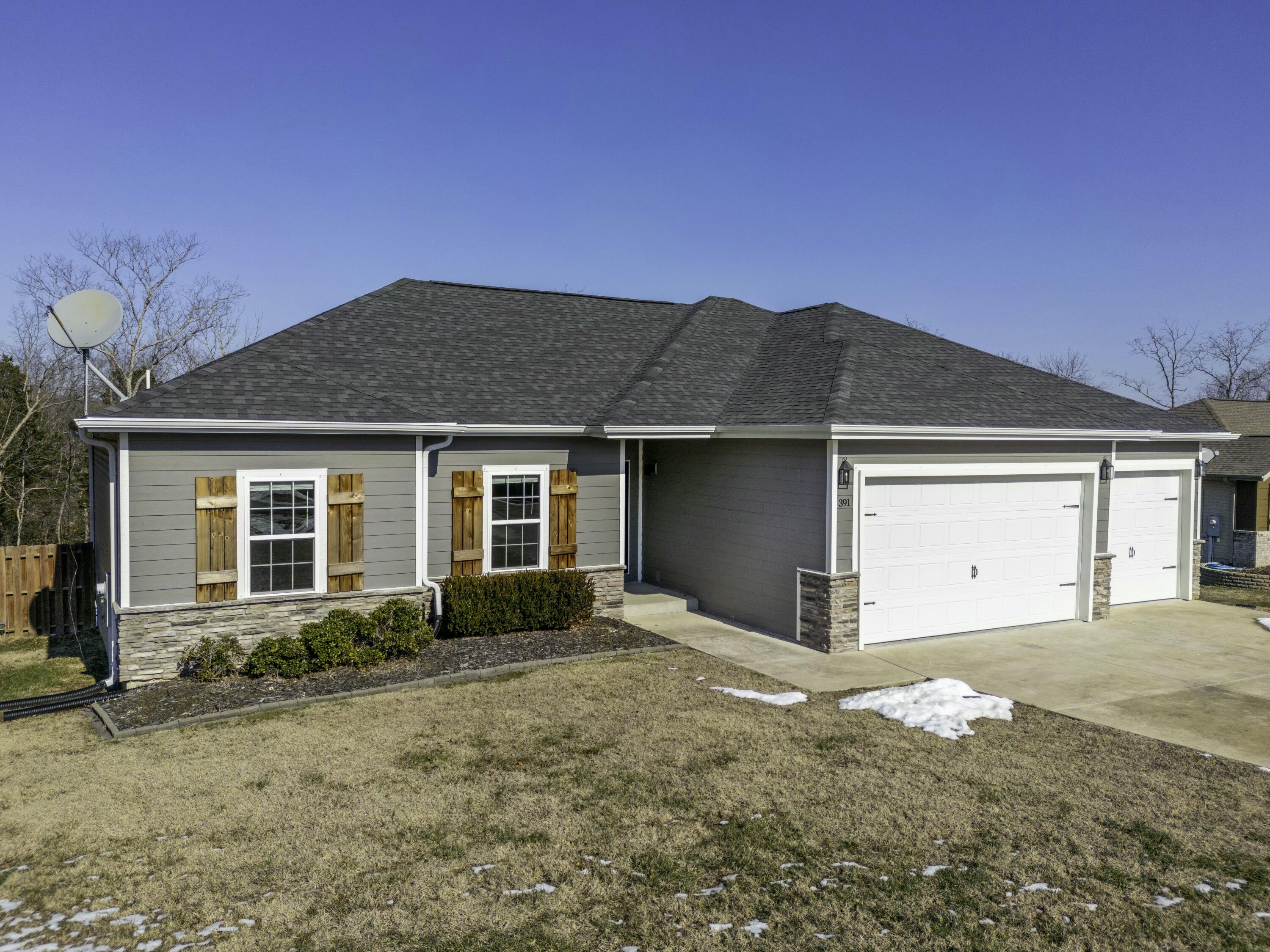 391 Highpoints Ridge Property Photo 32