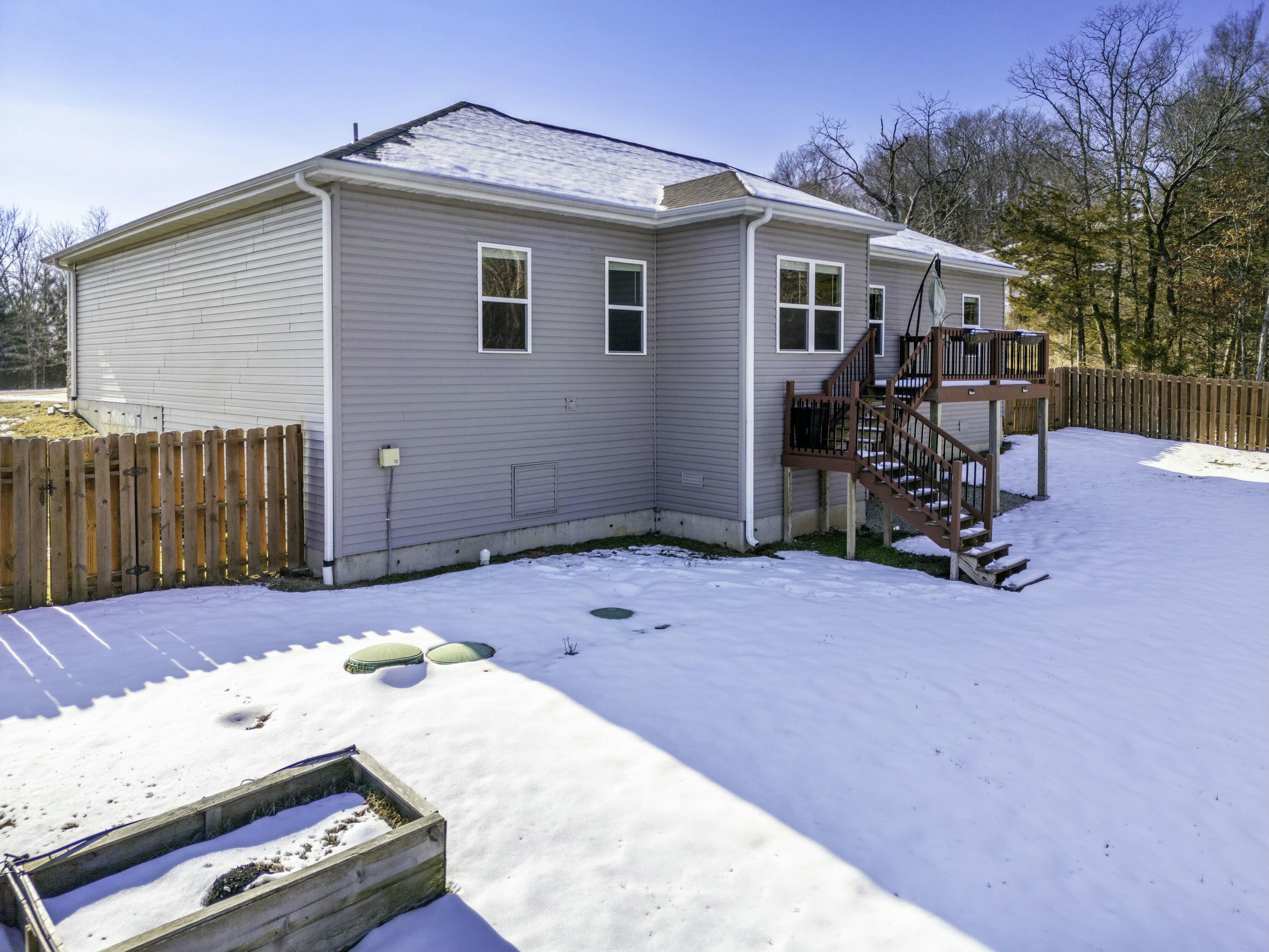 391 Highpoints Ridge Property Photo 36