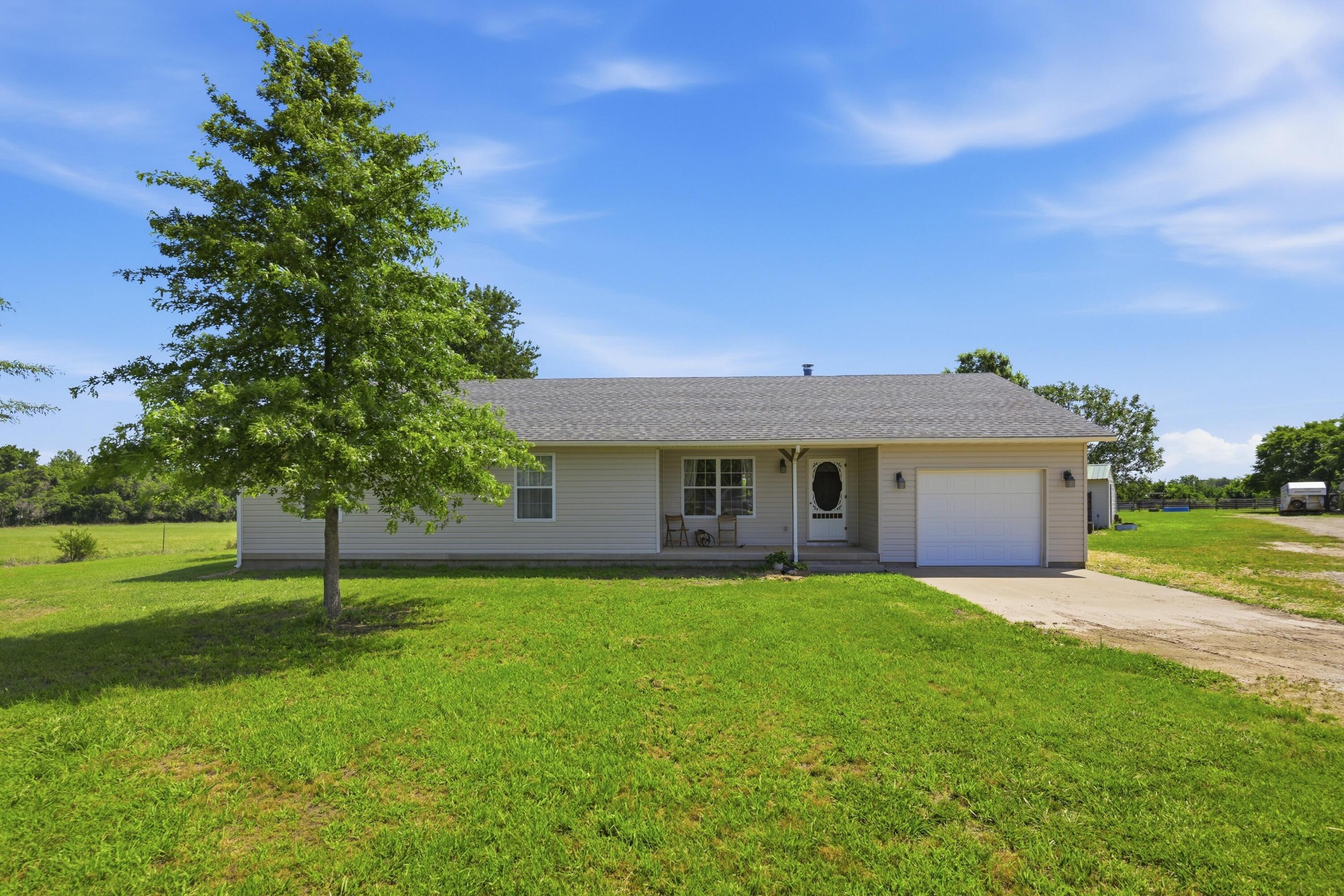 4601 Starling Road Property Photo 1