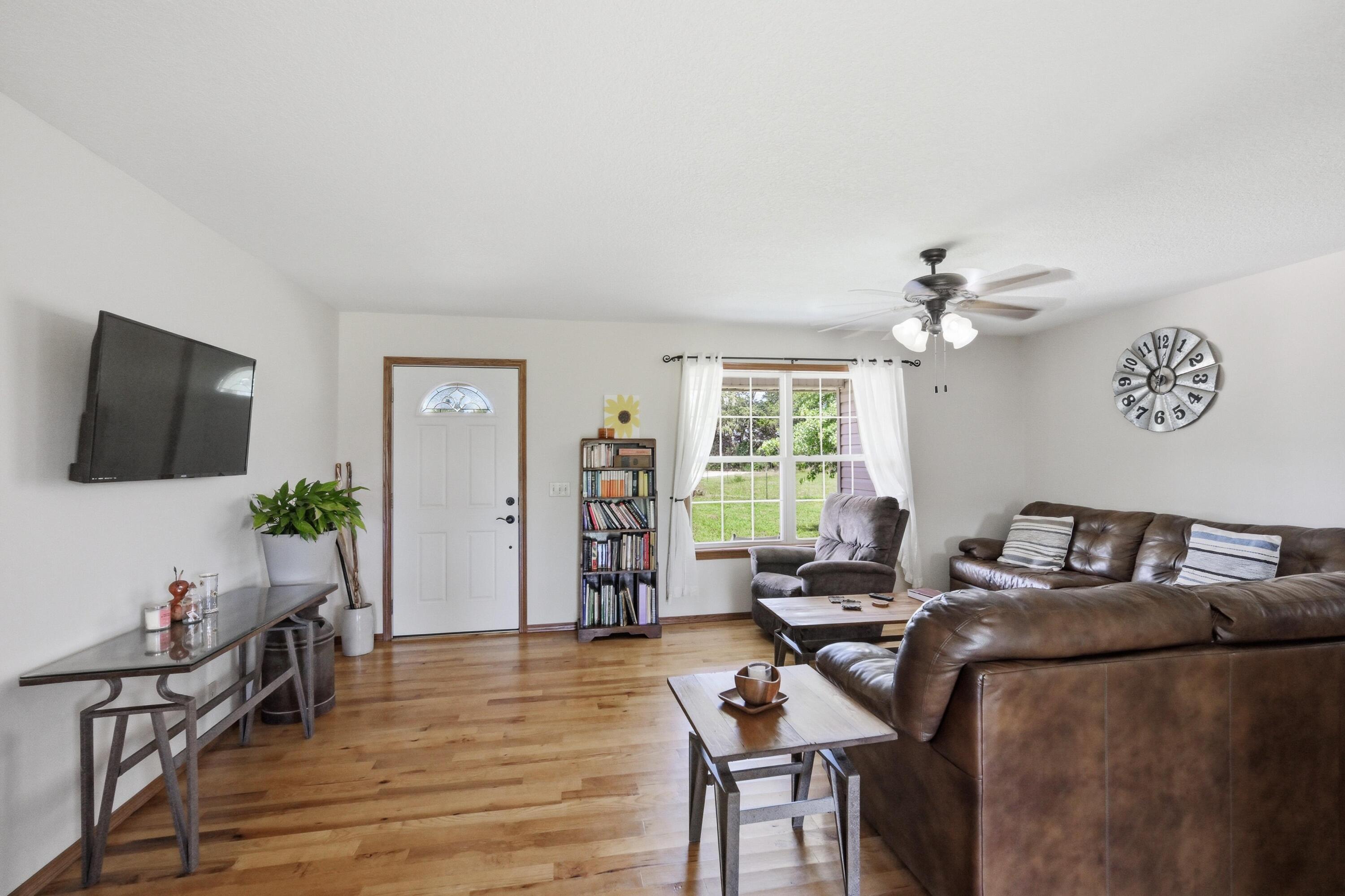 4601 Starling Road Property Photo 4