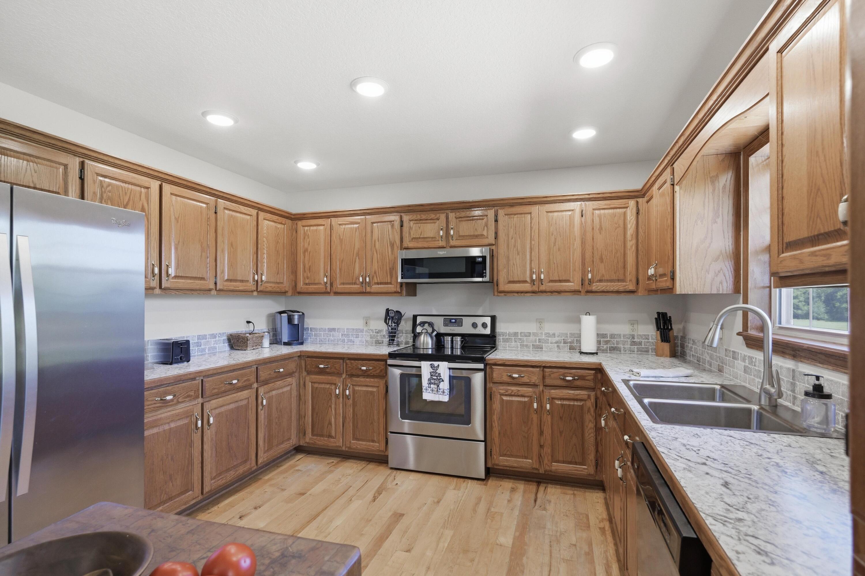 4601 Starling Road Property Photo 14