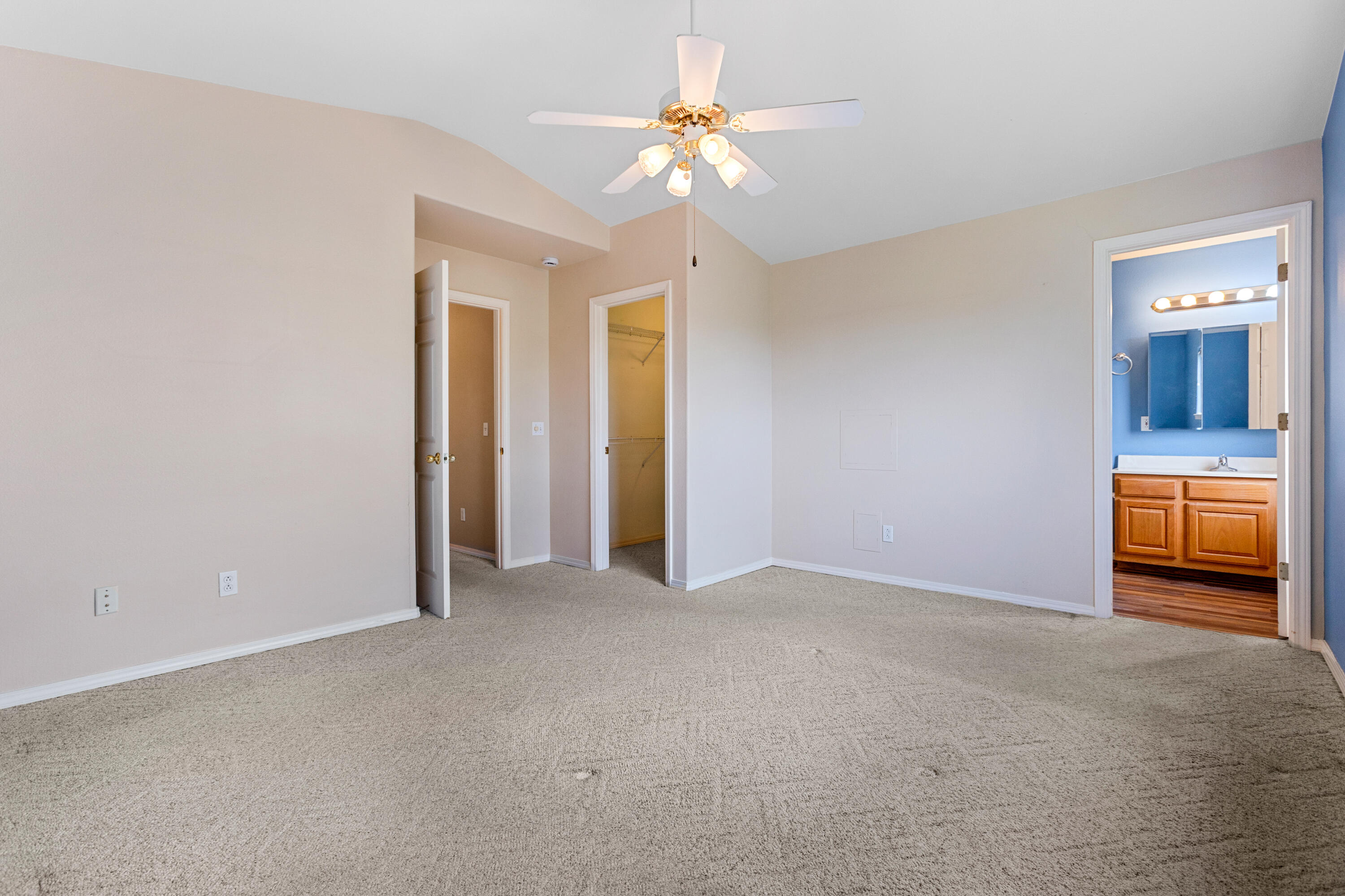 1663 Mule Barn Drive Property Photo 13