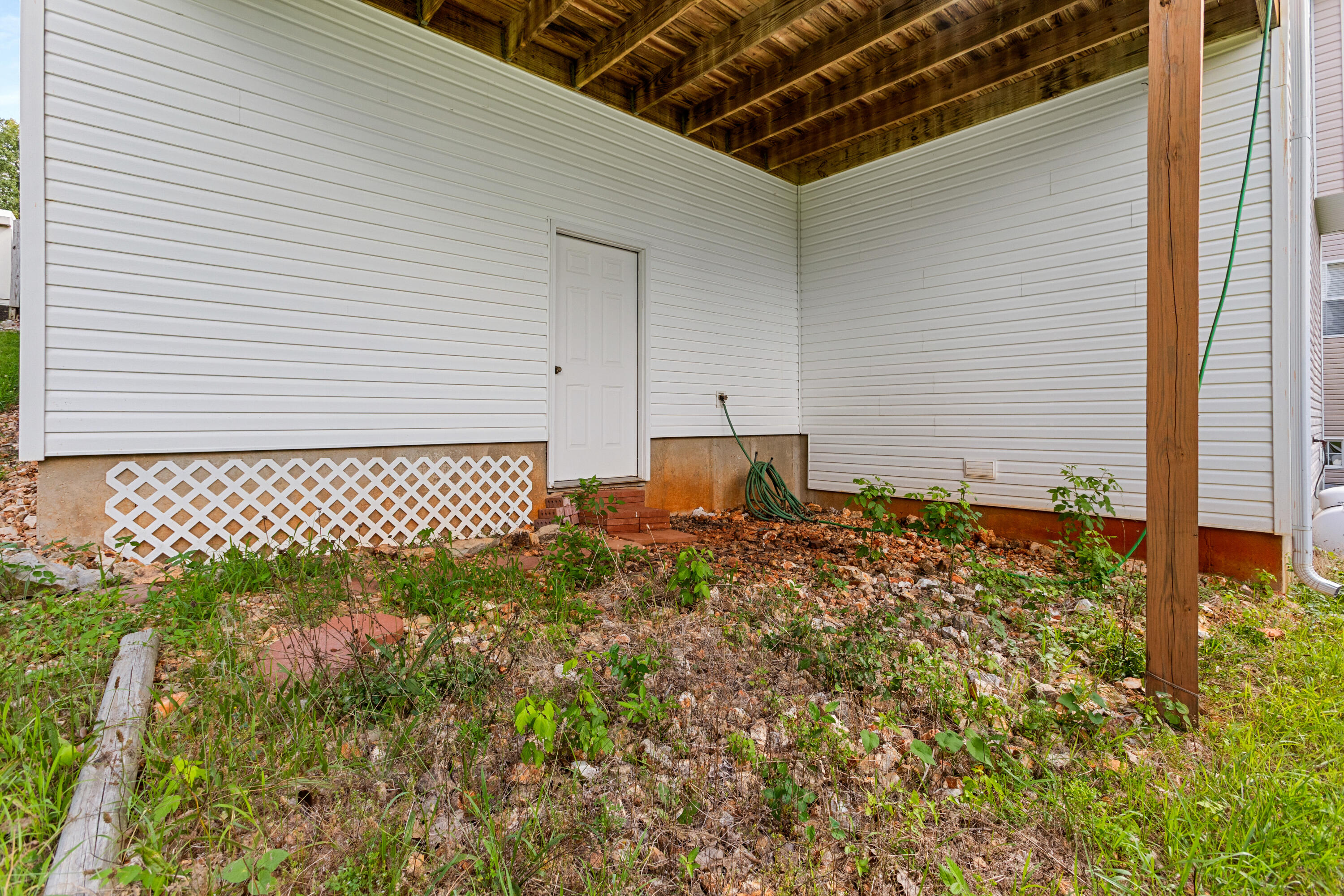 1663 Mule Barn Drive Property Photo 30