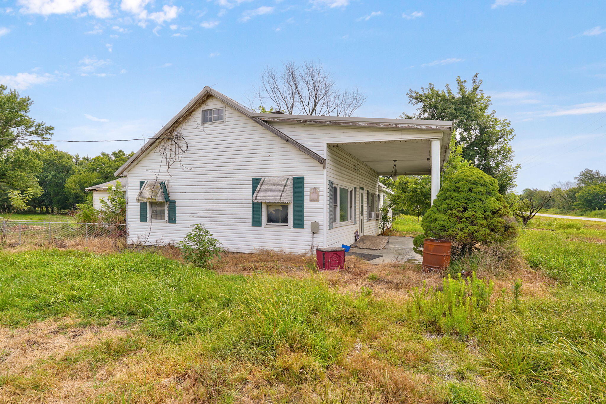 13440 State Highway 96 Property Photo 2