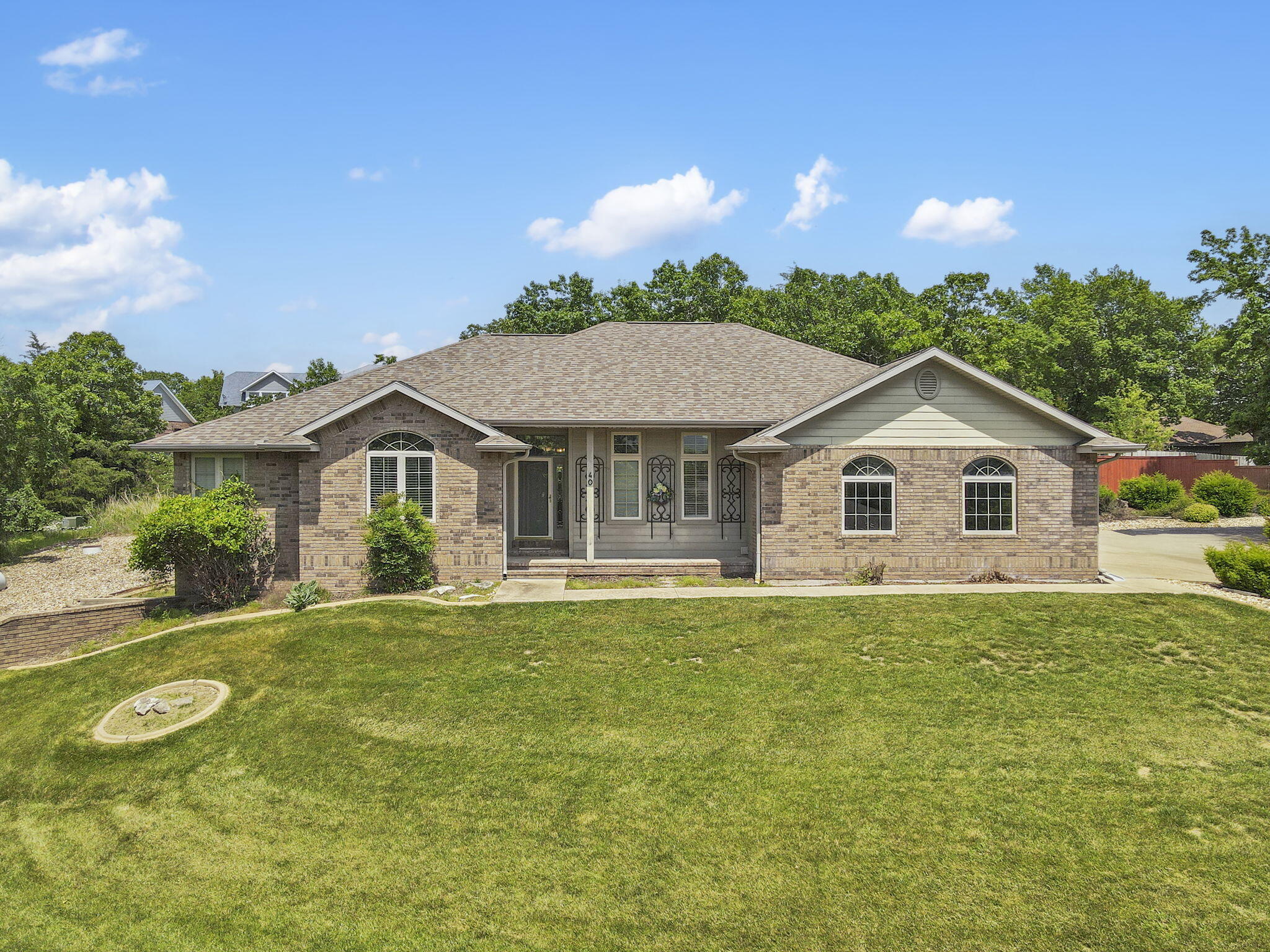 40 Overton Court Property Photo 1