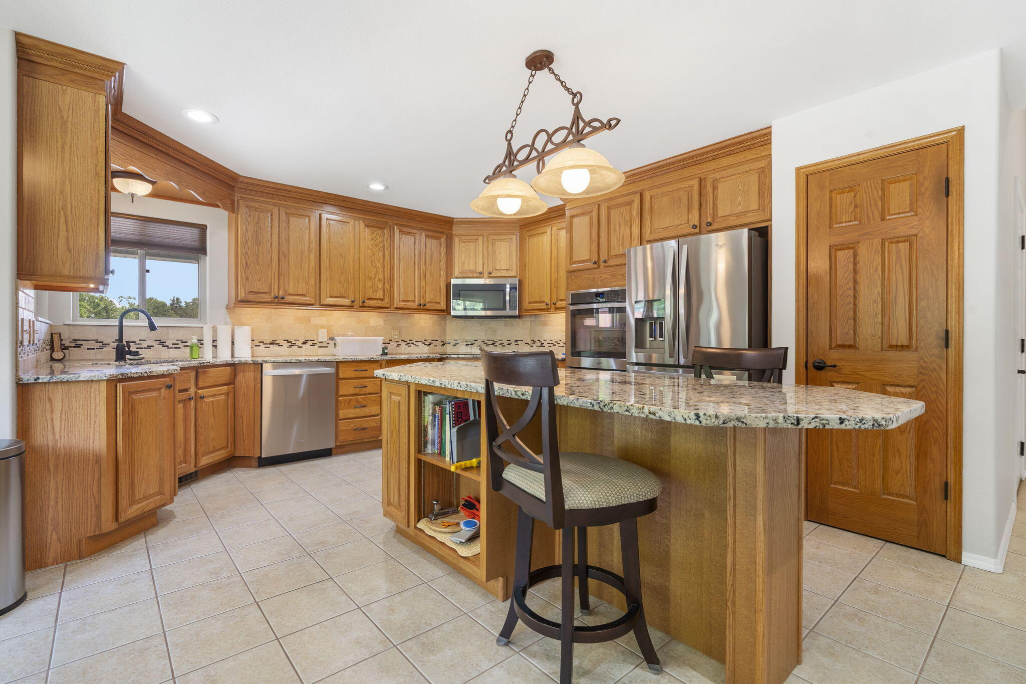 40 Overton Court Property Photo 8