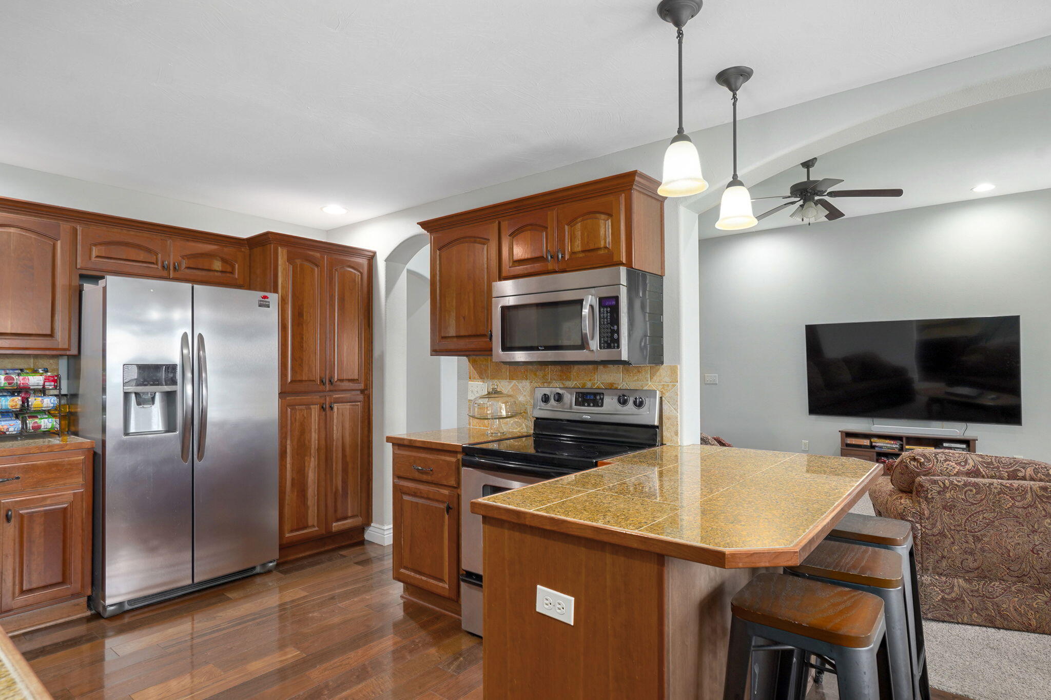 5701 North Seacrest Drive Property Photo 7