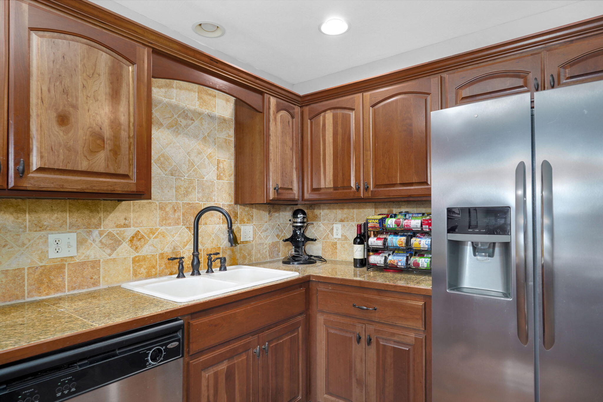 5701 North Seacrest Drive Property Photo 8