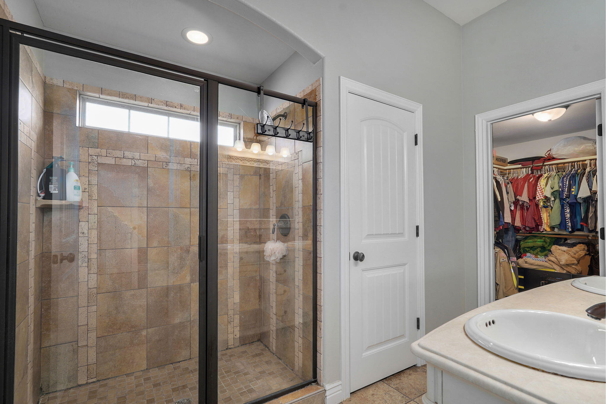 5701 North Seacrest Drive Property Photo 11