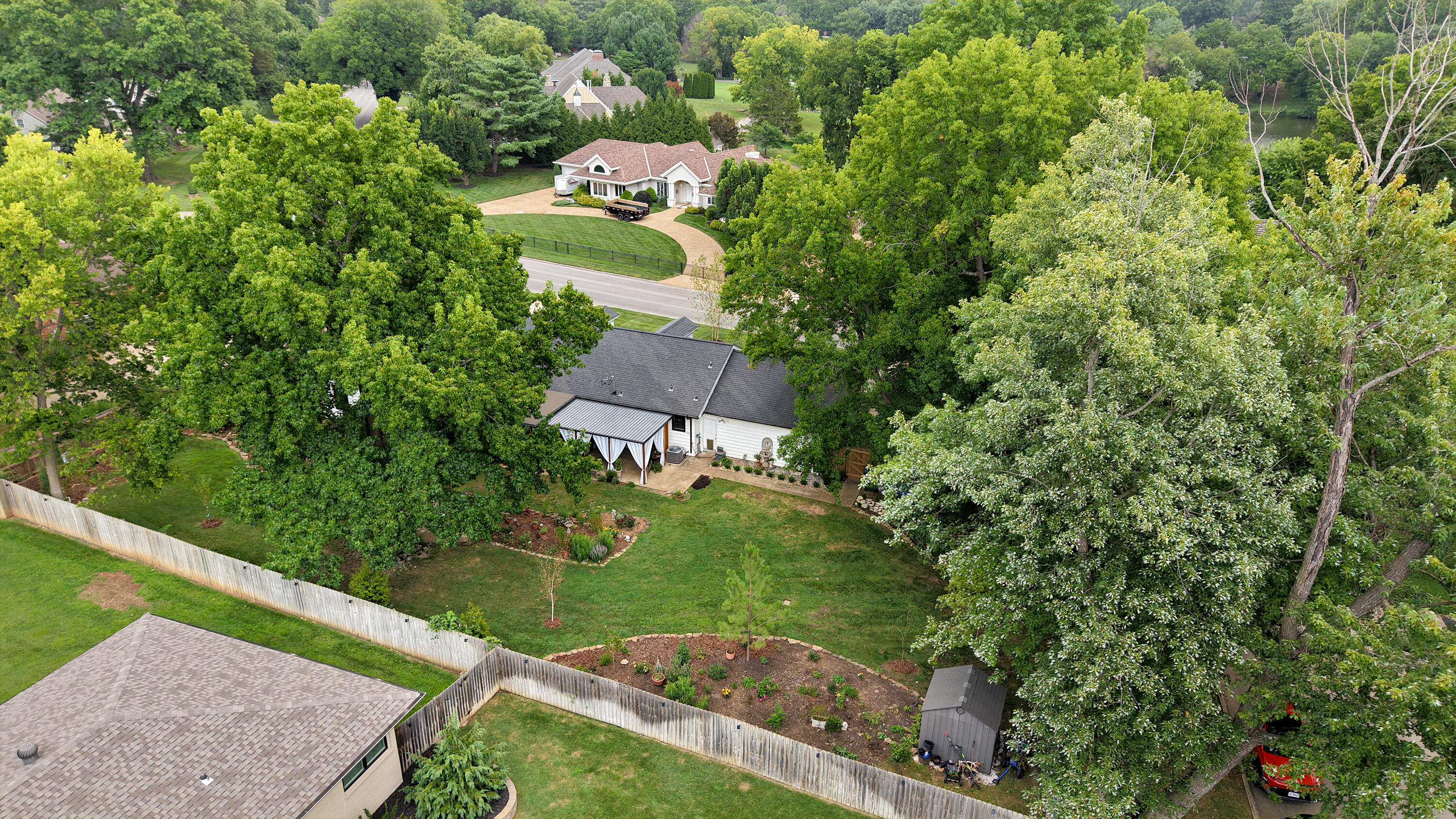 2599 South Skyline Drive Property Photo 13
