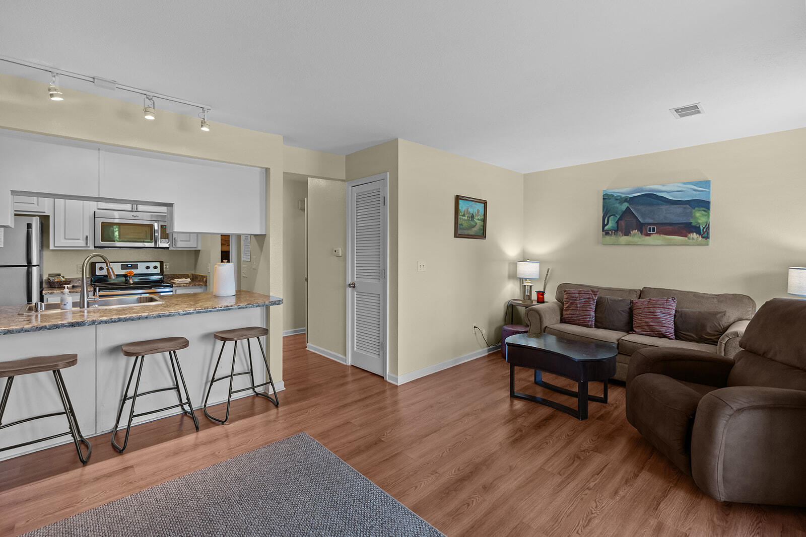 158 Troon Drive Apt 1 Property Photo 4