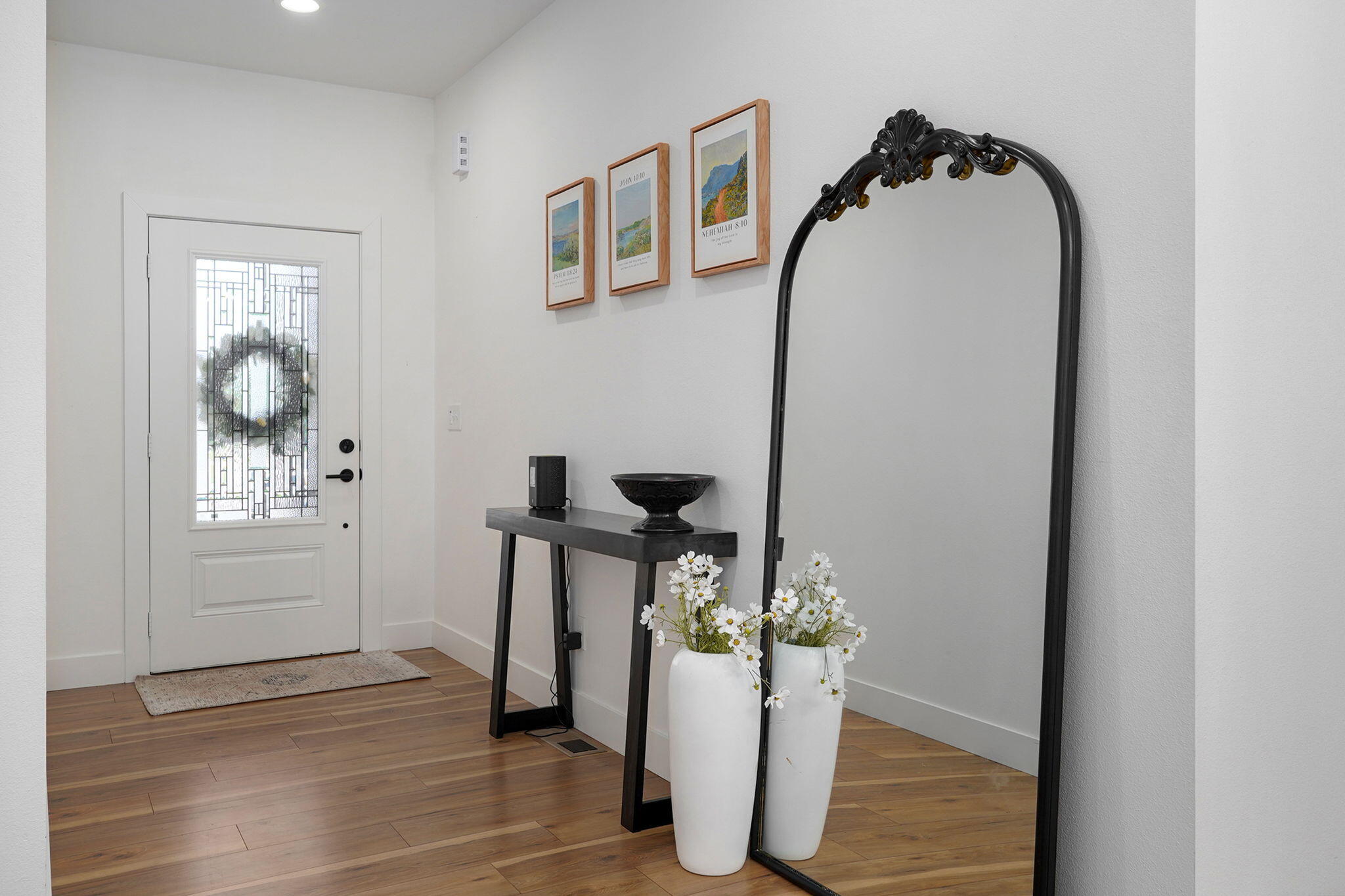 300 Raven Circle Property Photo 6