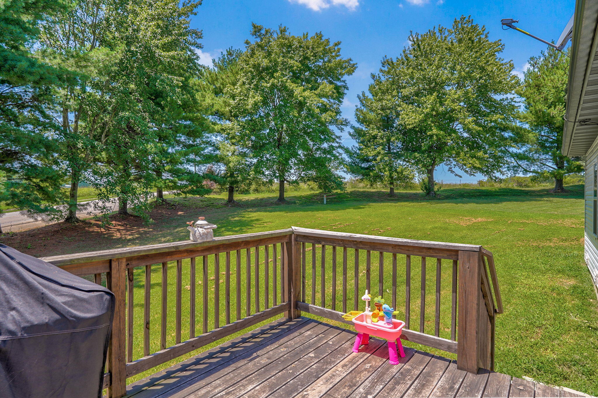 300 Raven Circle Property Photo 24