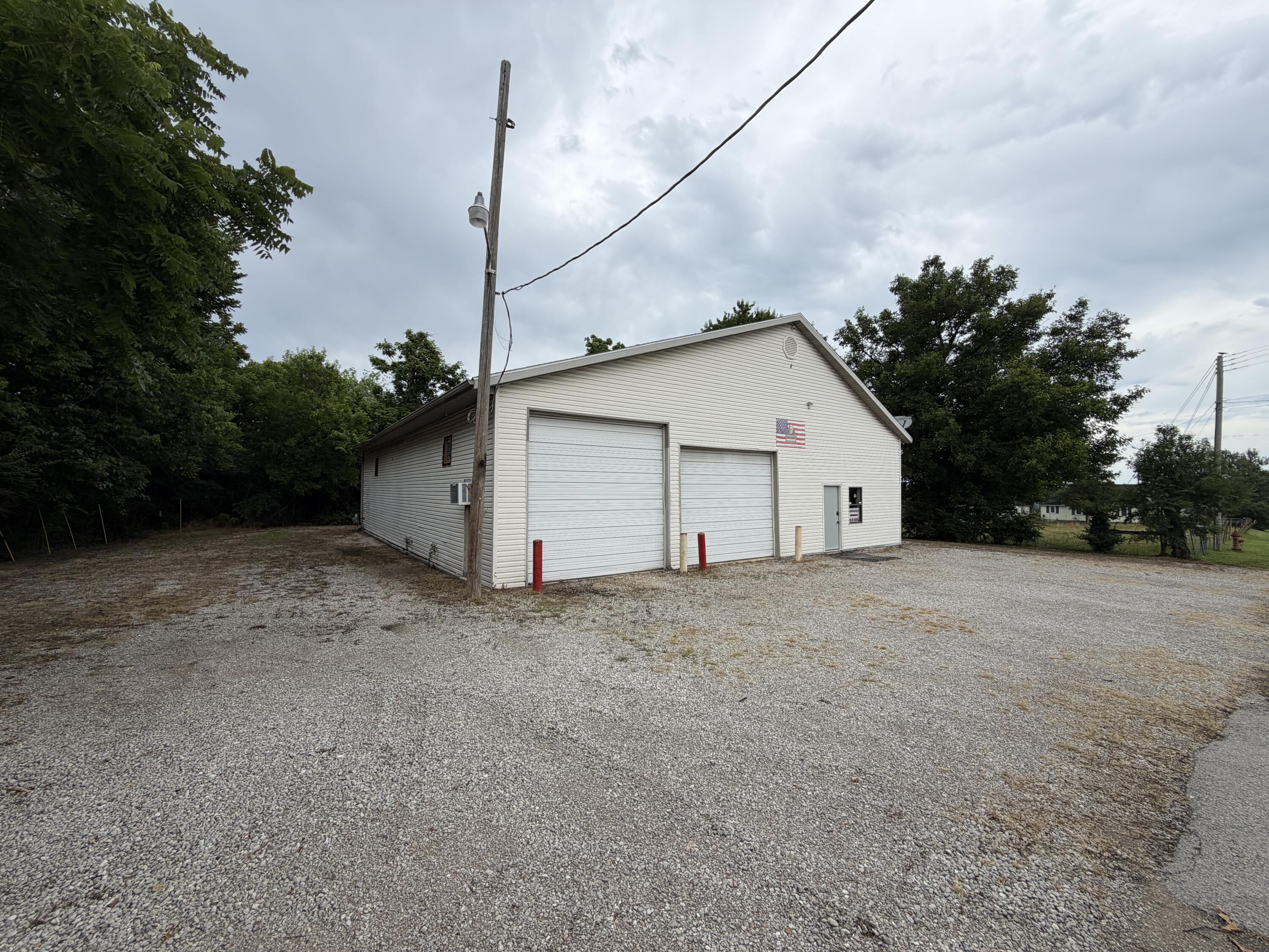 711 Kenoly Street Property Photo 2