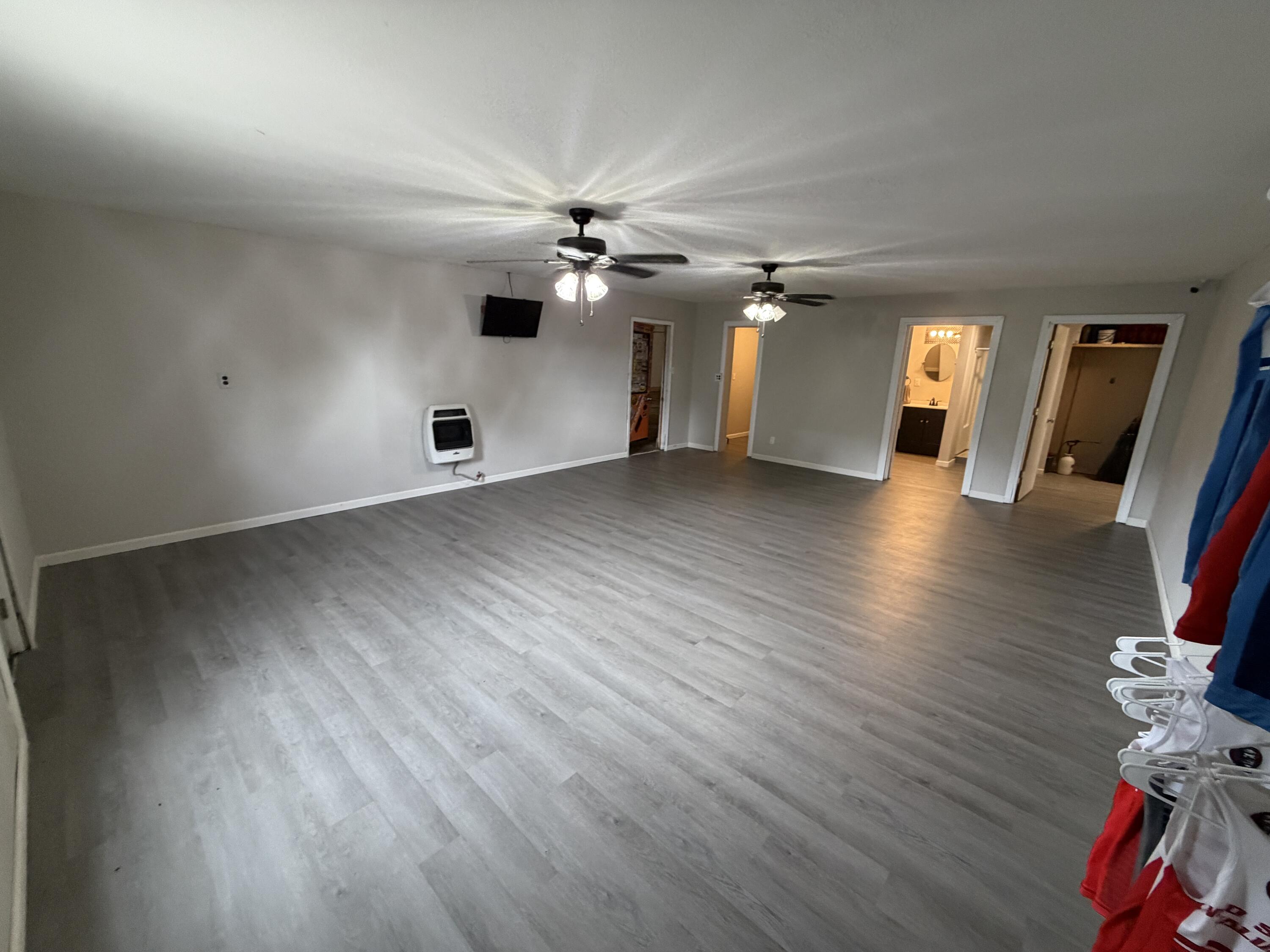 711 Kenoly Street Property Photo 5
