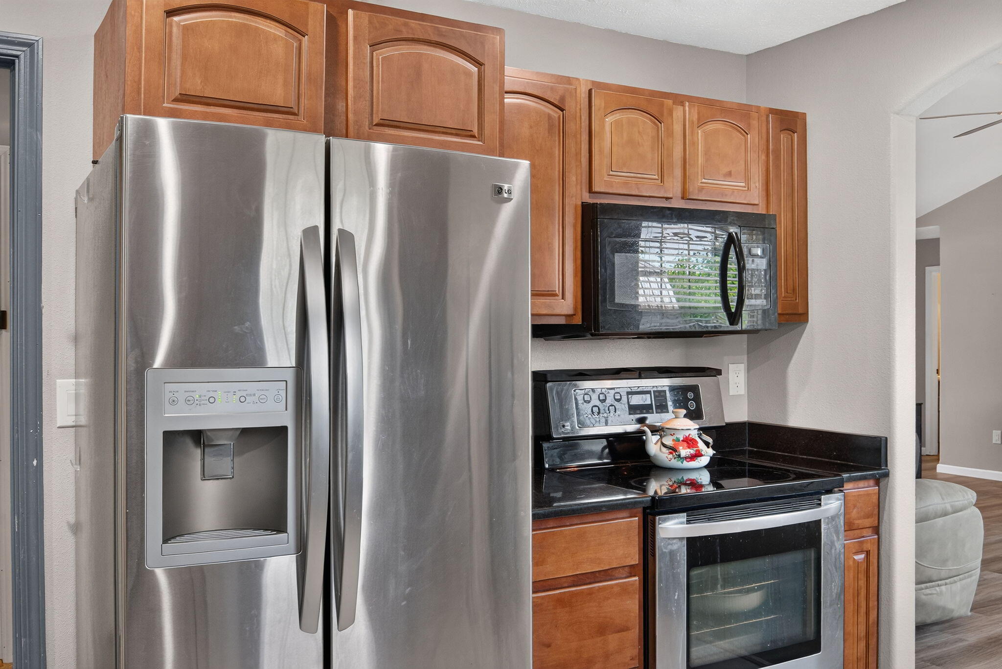 221 Foley Street Property Photo 10