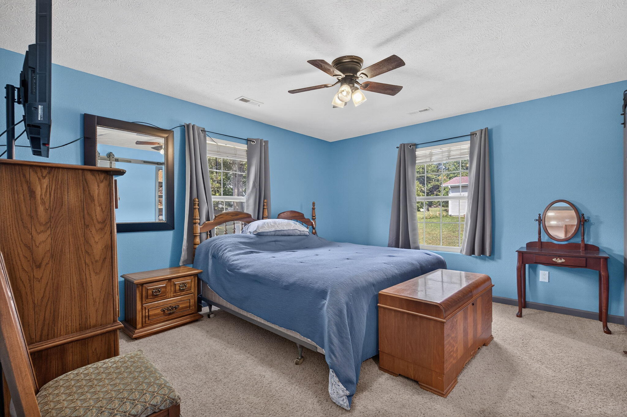 221 Foley Street Property Photo 14