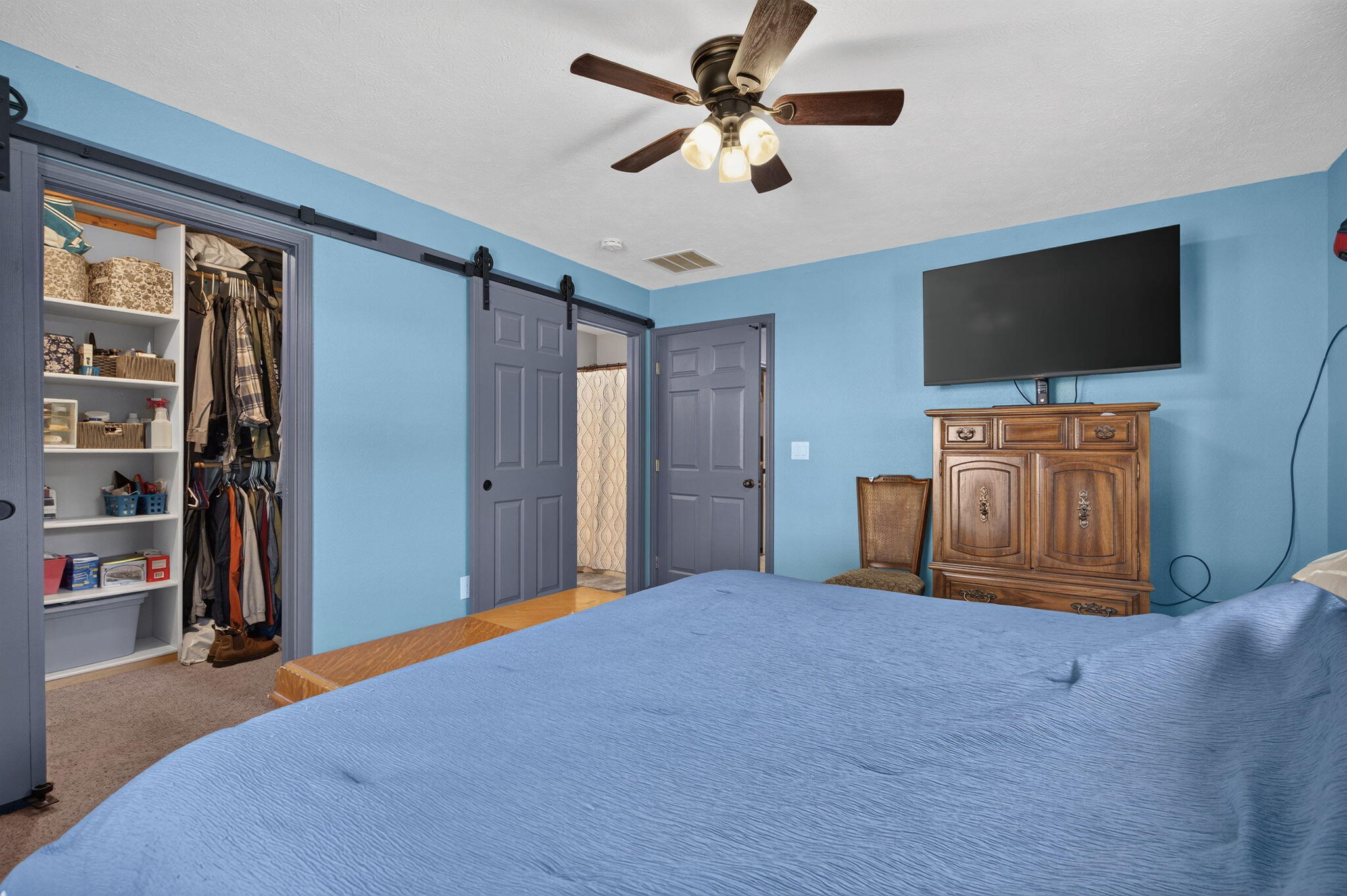 221 Foley Street Property Photo 16