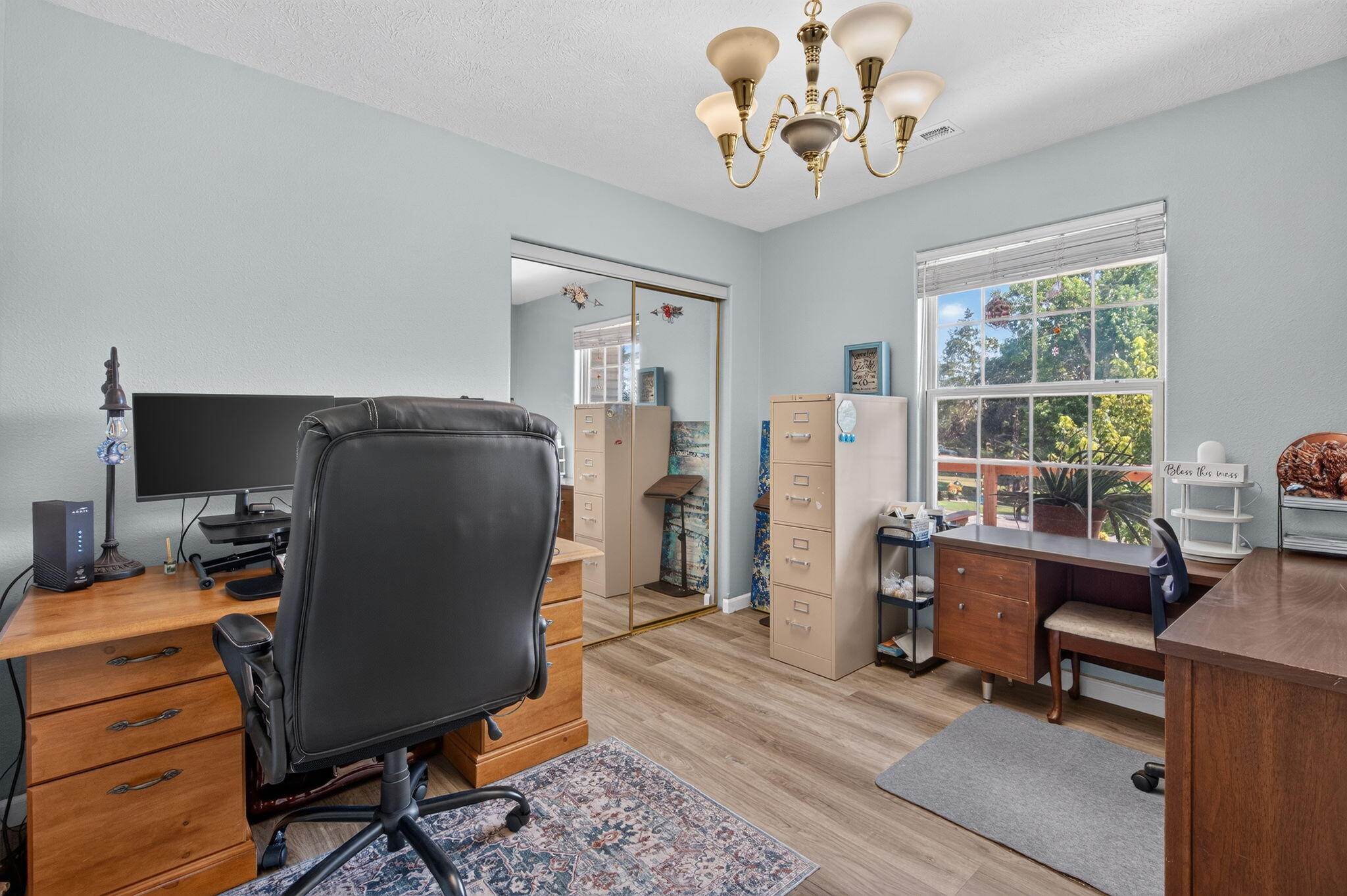 221 Foley Street Property Photo 23