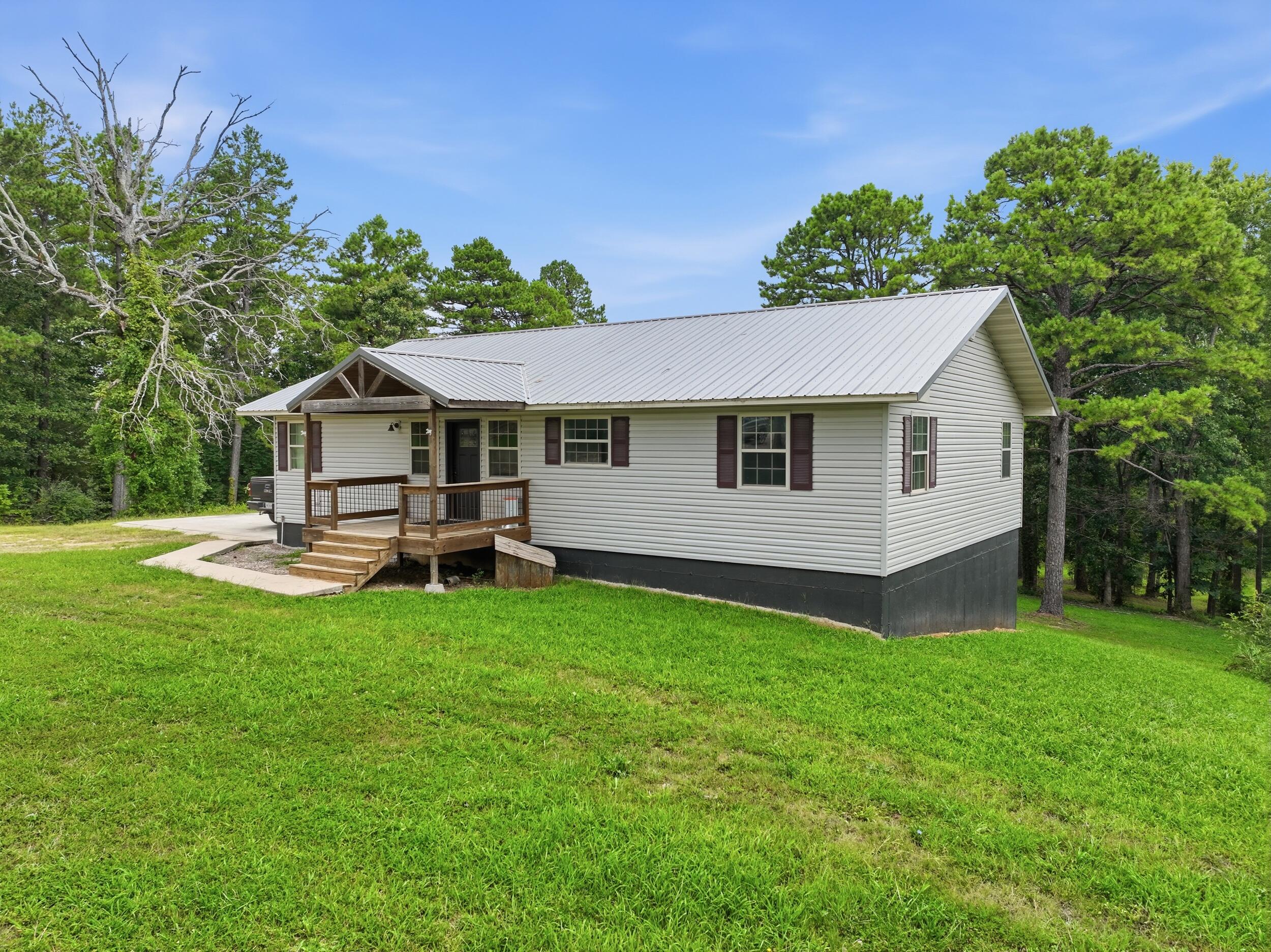 18331 Cr 505 Property Photo 3