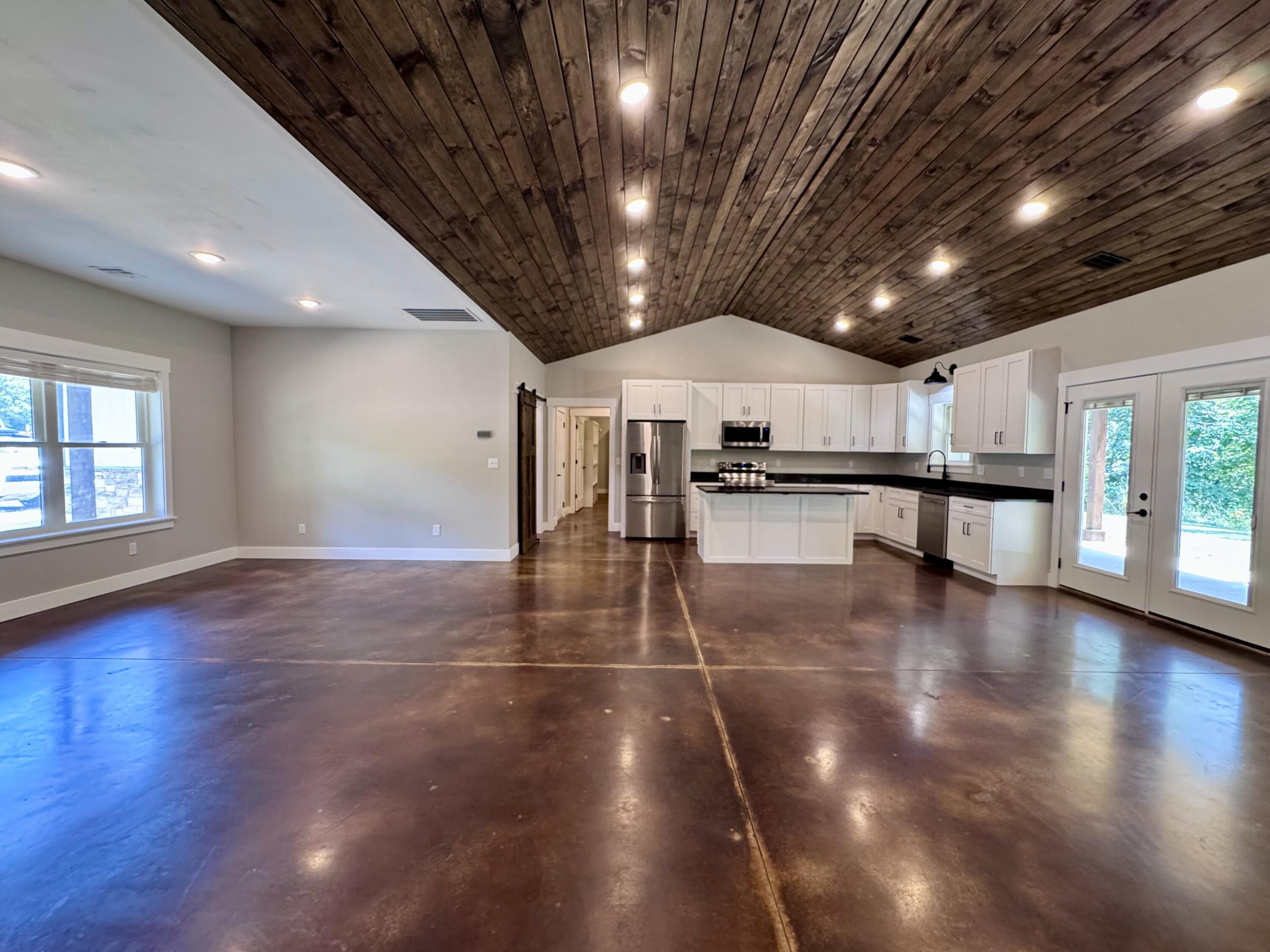 13425 Highway V Property Photo 12