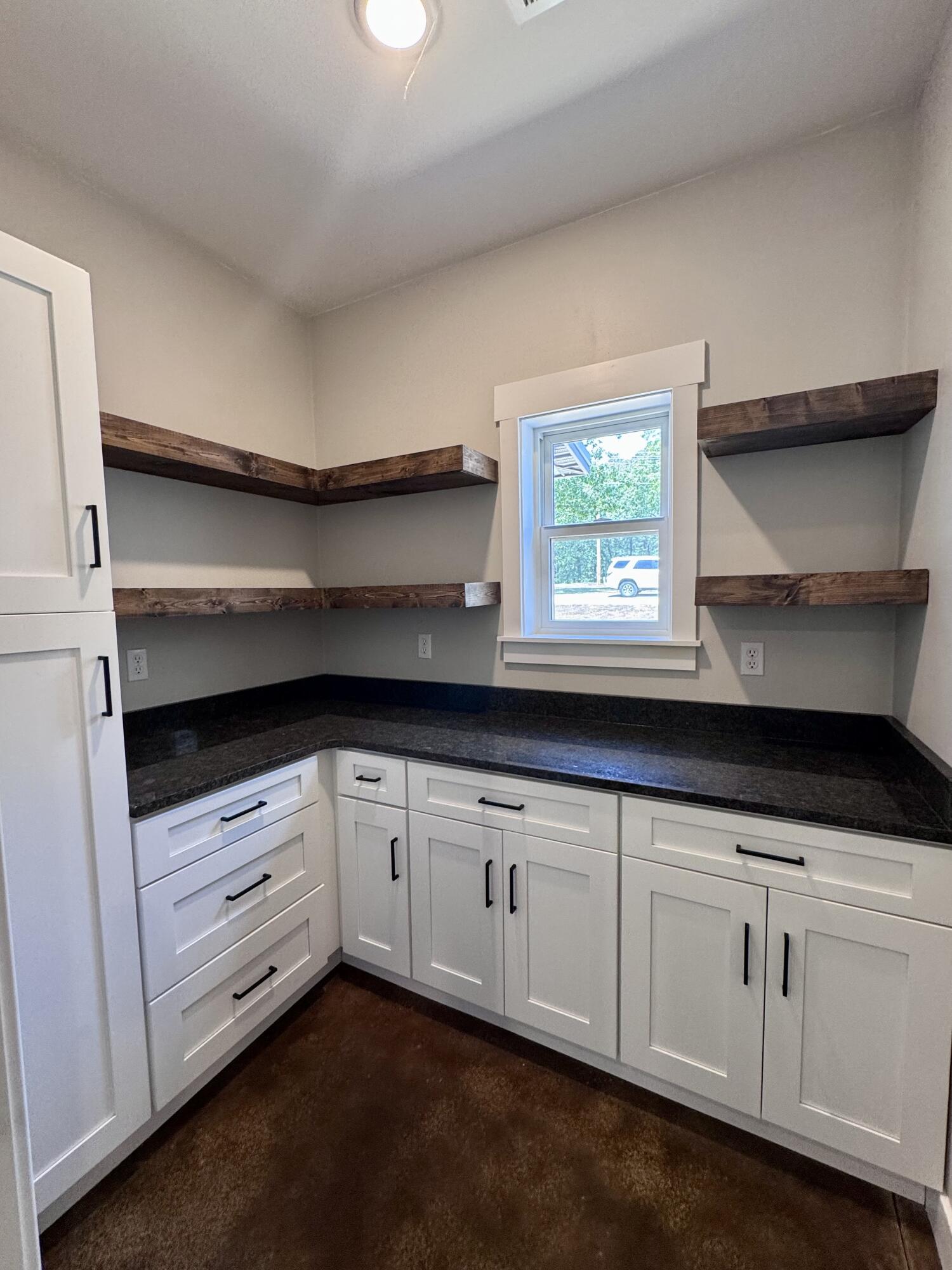 13425 Highway V Property Photo 18