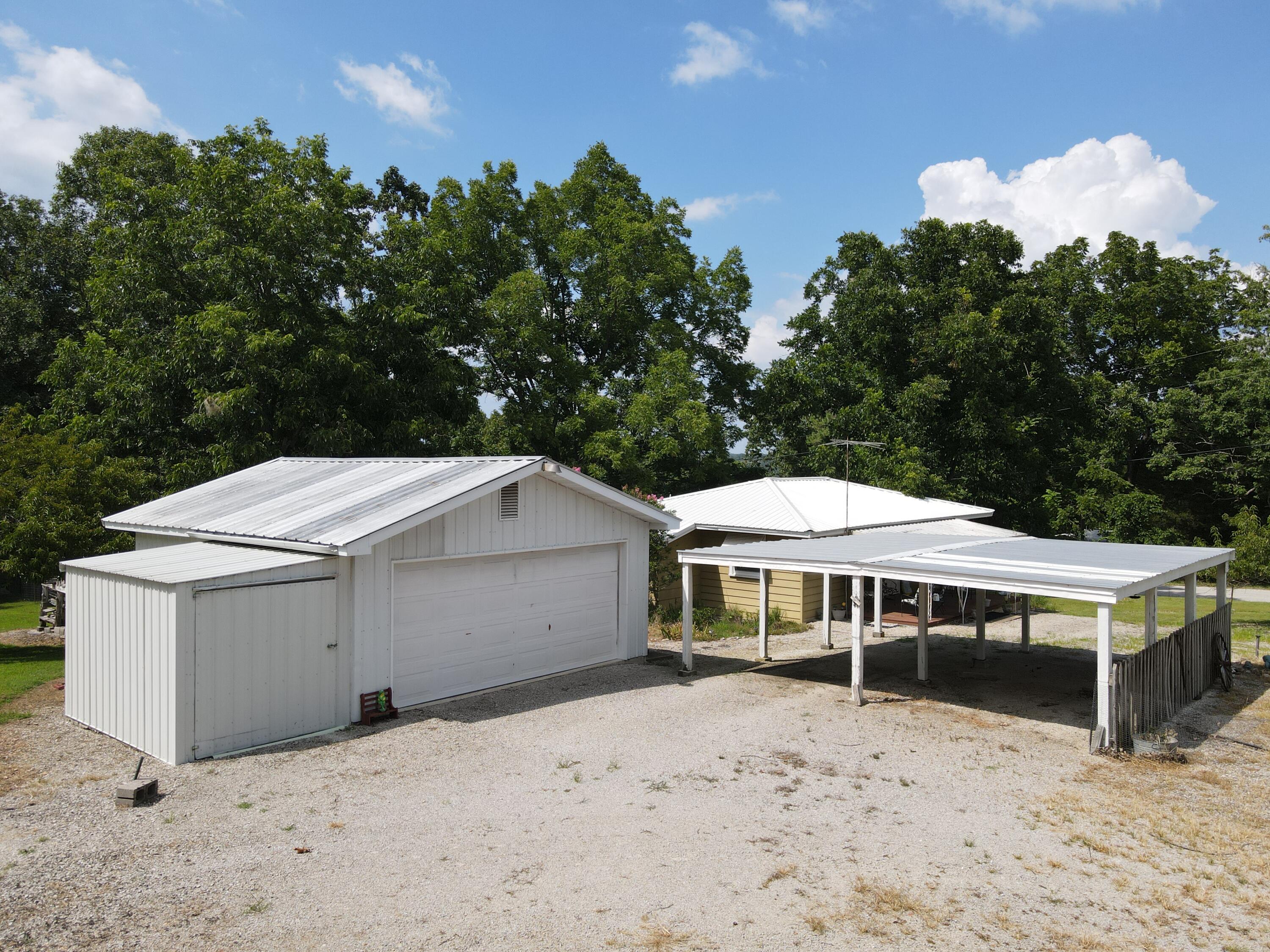 140 Cox Road Property Photo 14