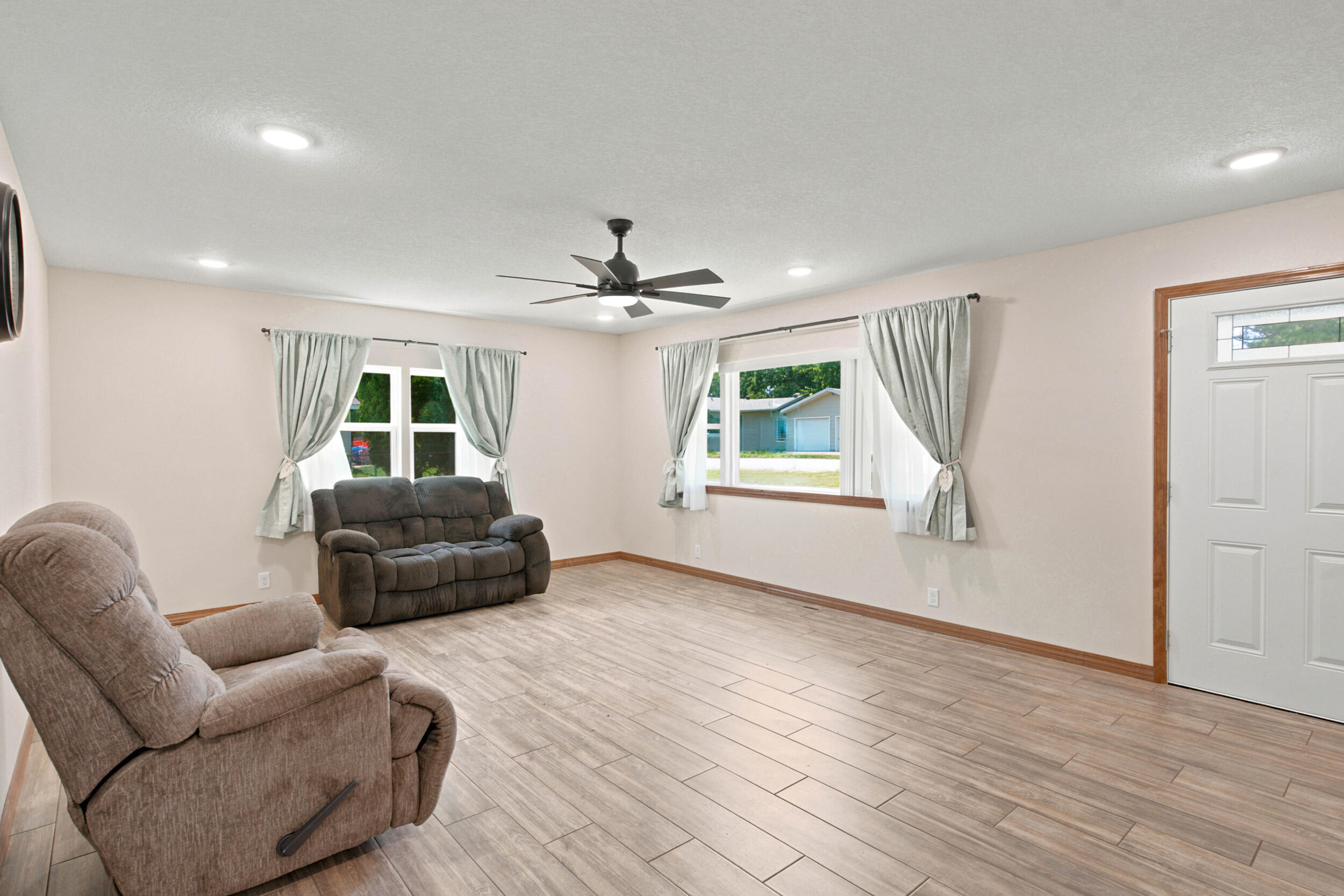 1306 Porter Avenue Property Photo 3