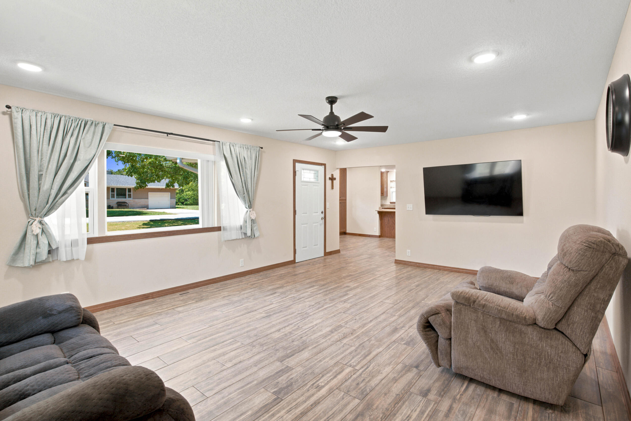 1306 Porter Avenue Property Photo 5