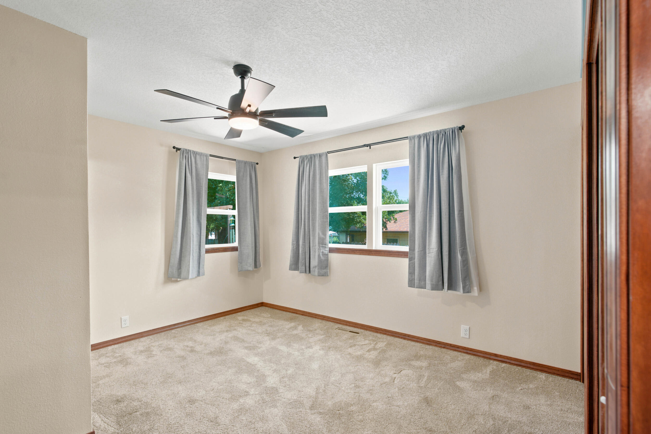 1306 Porter Avenue Property Photo 16