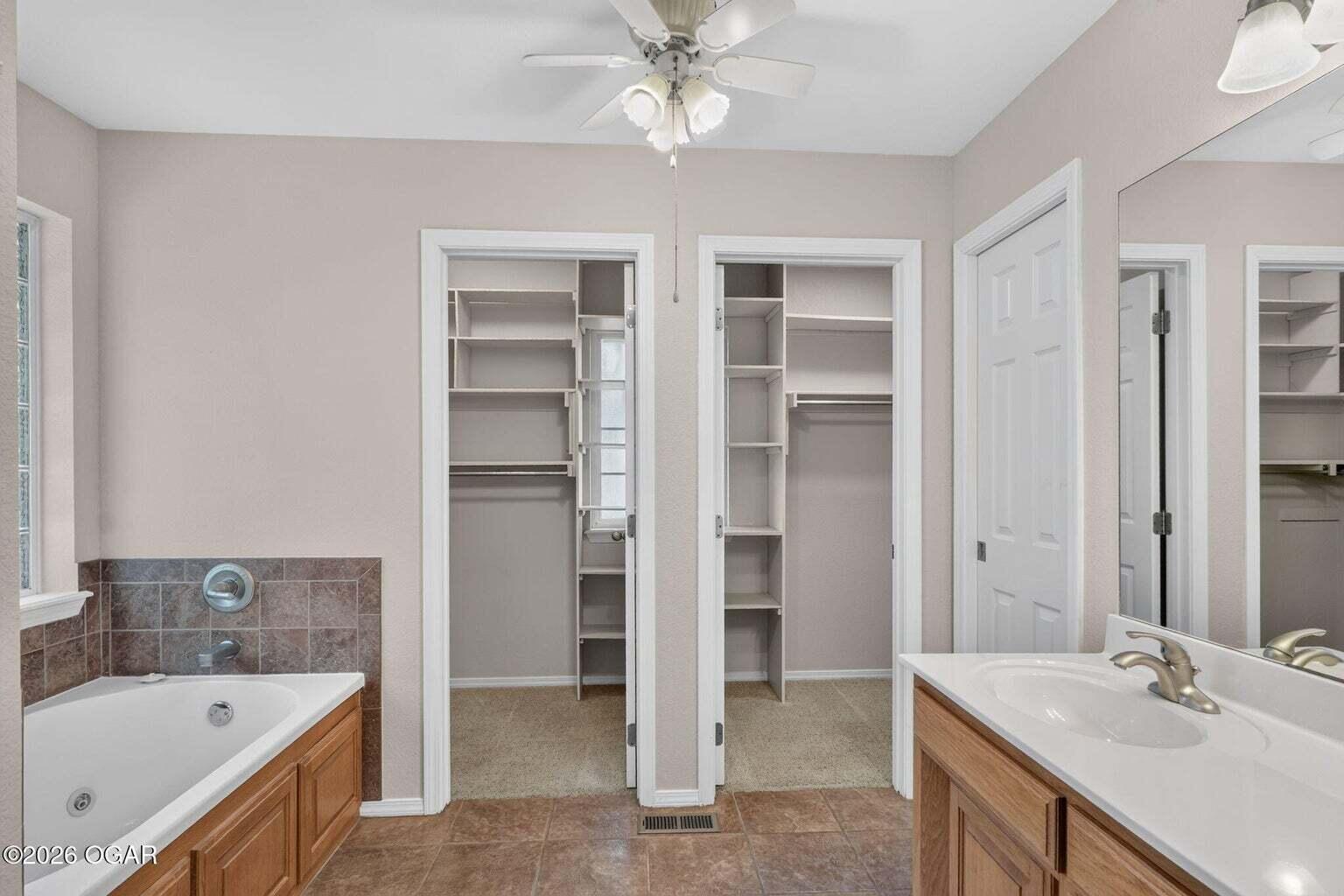 9 Harrington Circle Property Photo 19