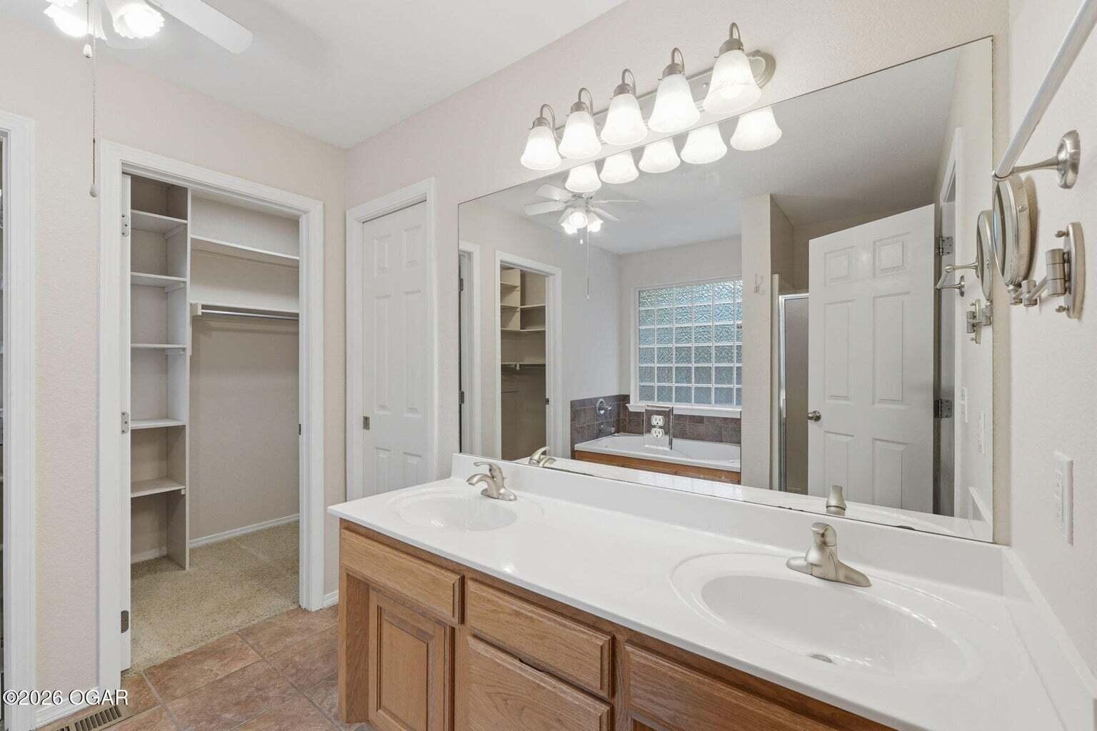 9 Harrington Circle Property Photo 23