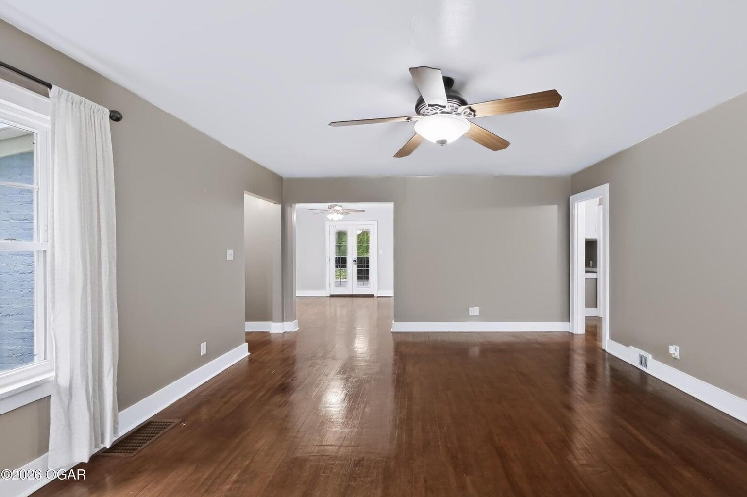 507 West Hickory Street Property Photo 7