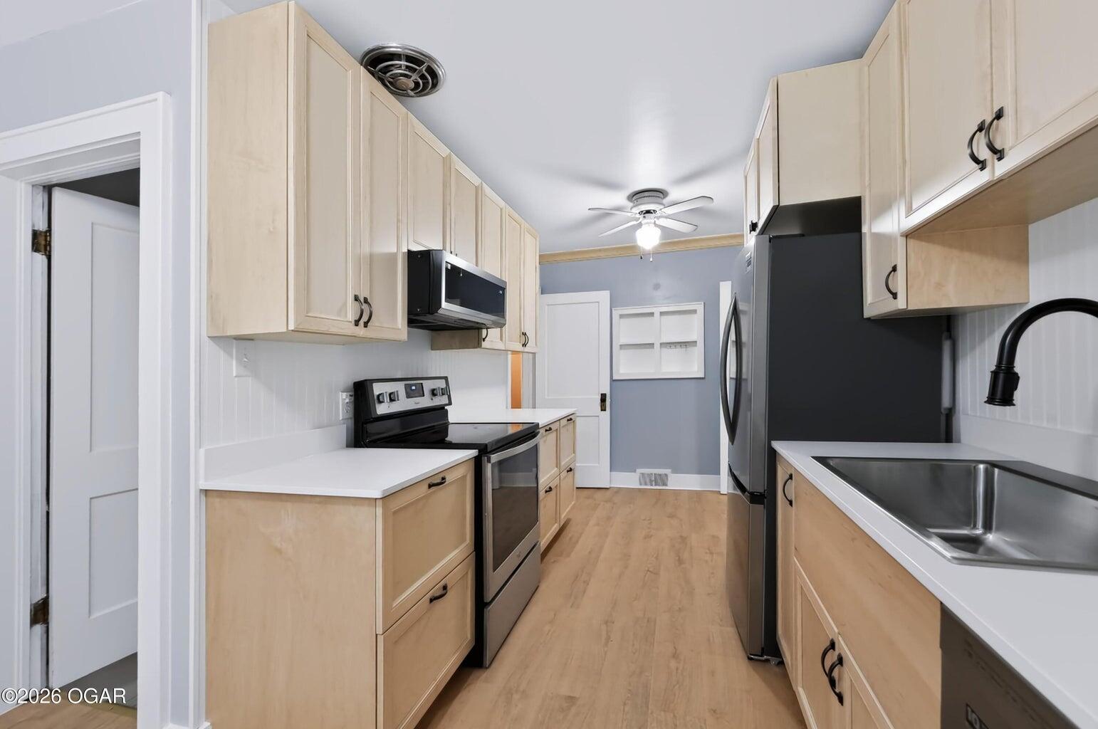 507 West Hickory Street Property Photo 17