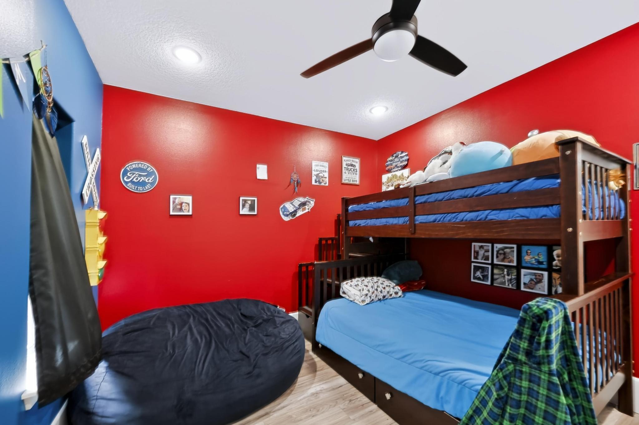 9689 Geranium Road Property Photo 28