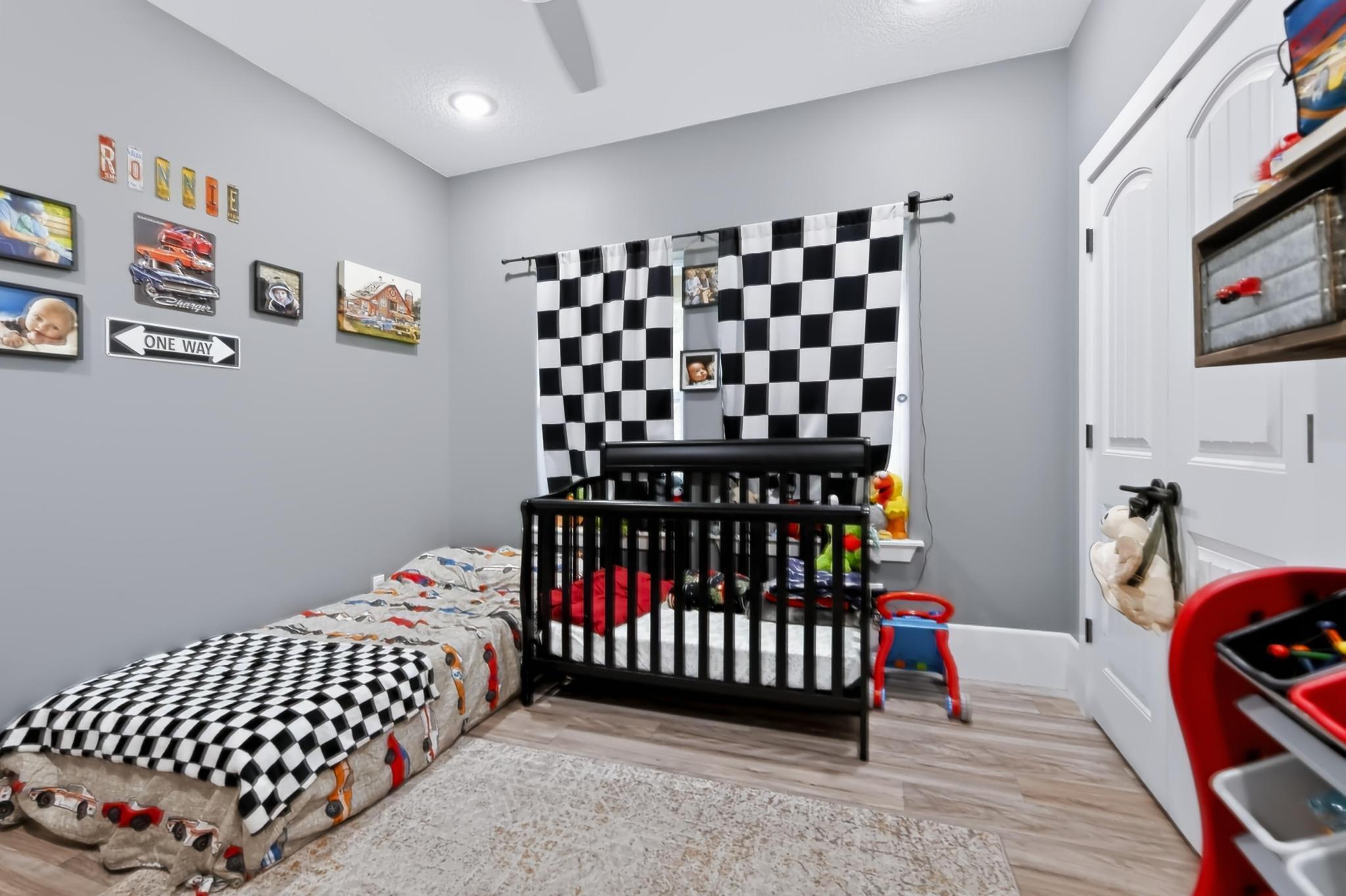 9689 Geranium Road Property Photo 34