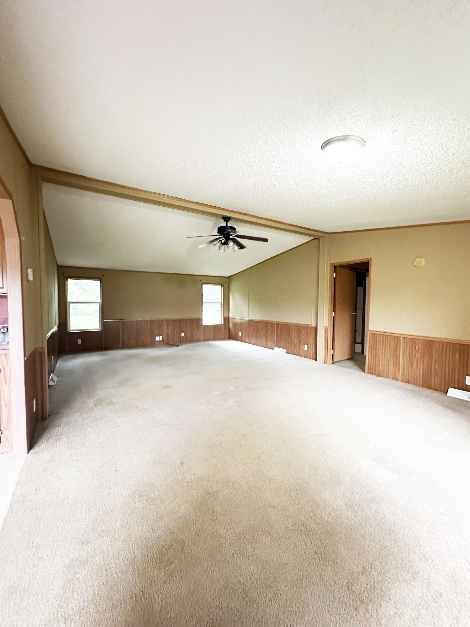 173 Evergreen Circle Property Photo 4