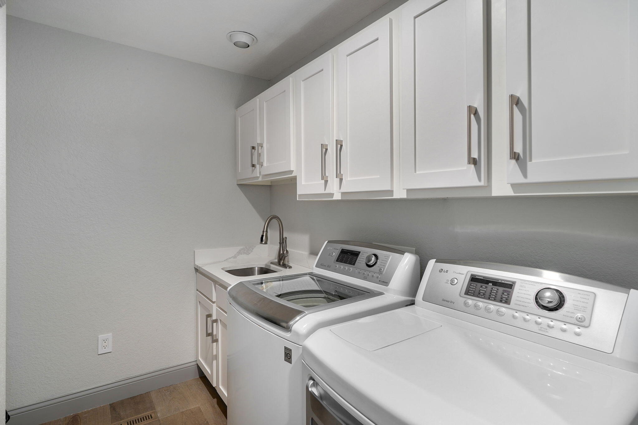 251 Silverbridge Lane Property Photo 37
