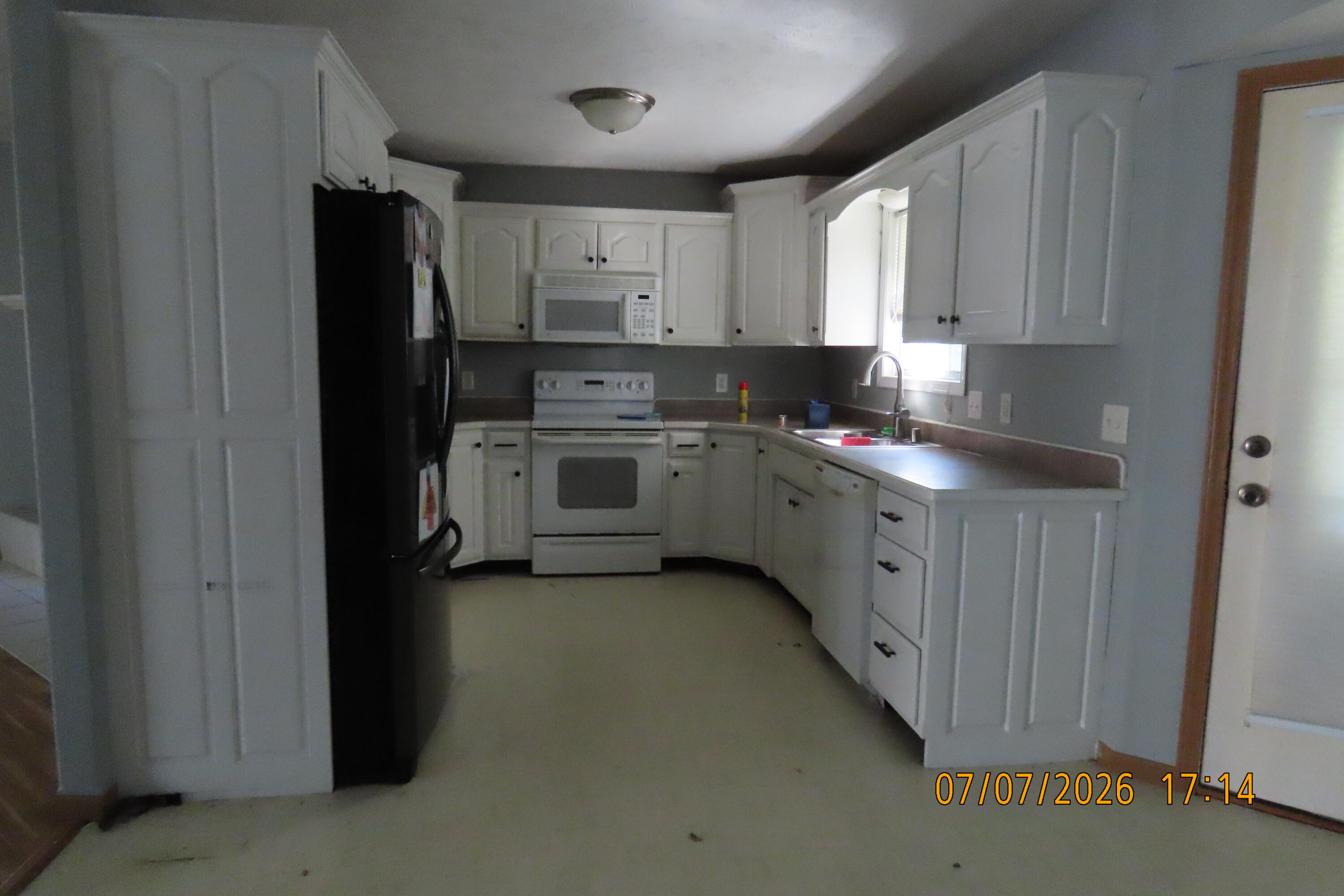 42 Sunnybrook Circle Property Photo 4